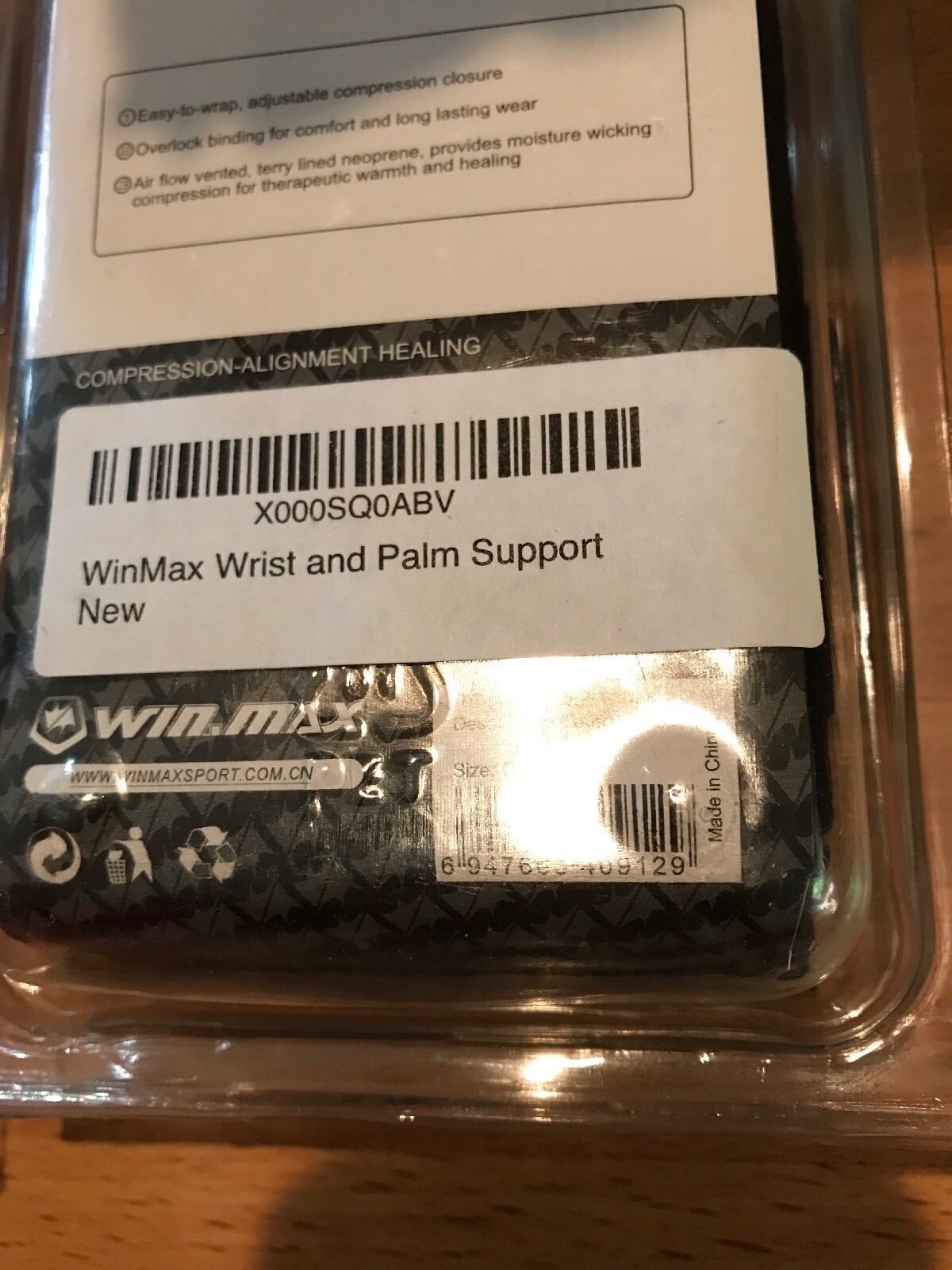 Winmax Wrist & Palm Support NIP One Size Fits Most Lot Of 2