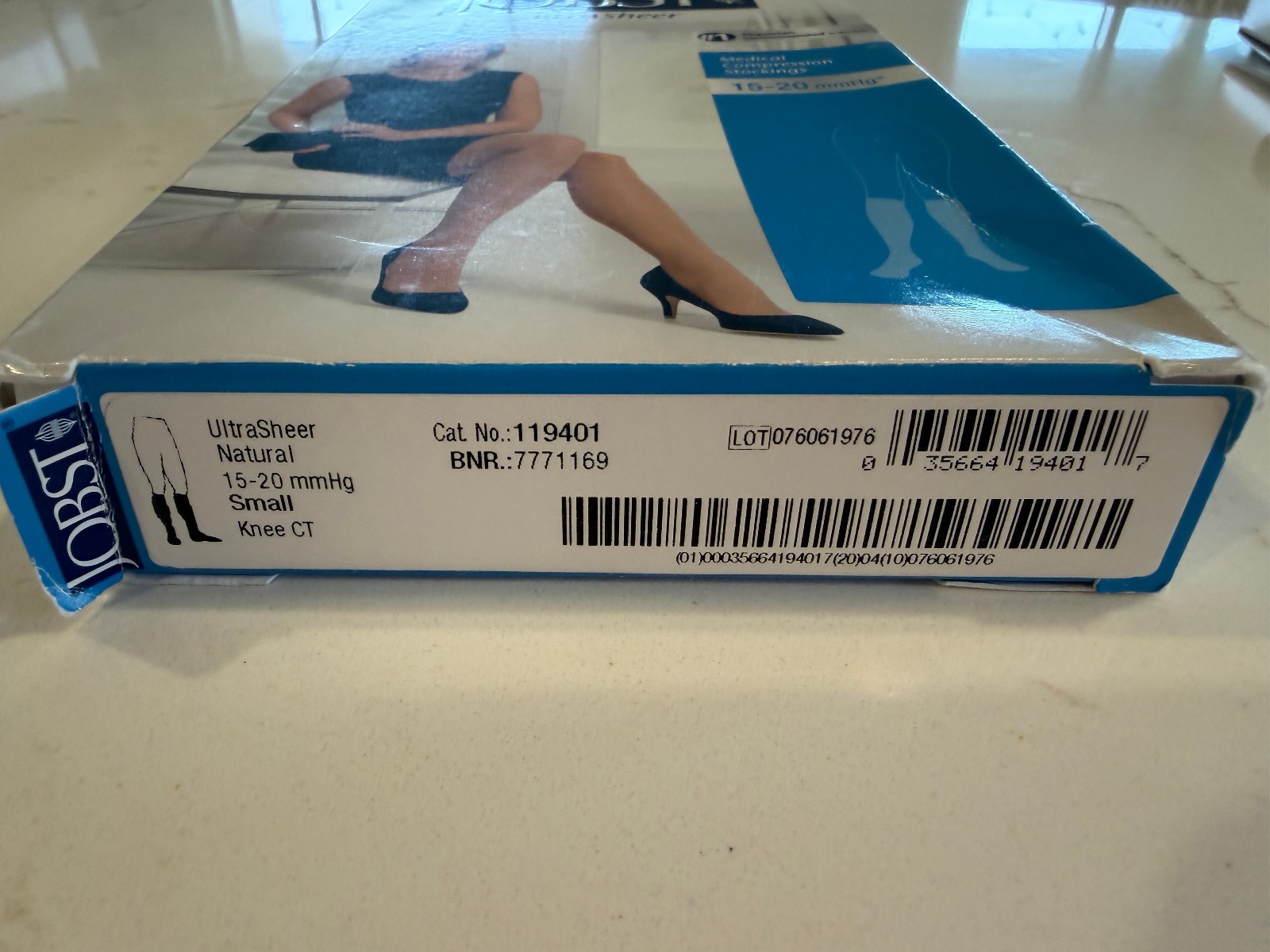 2 Pr JOBST Women’s Ultrasheer Knee CT 15-20 mmHg Small | Classic Black & Natural