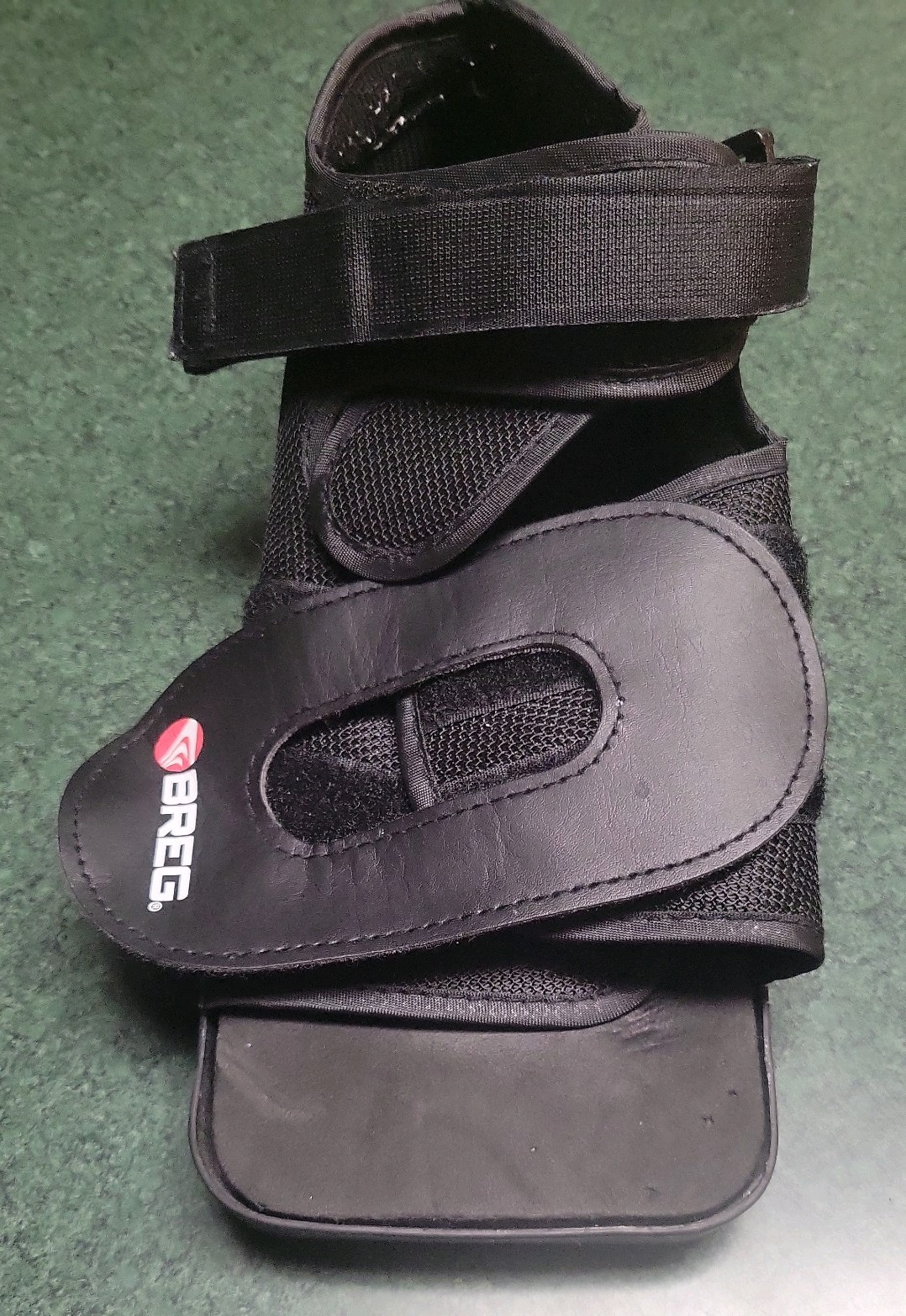 Bregg Post-Op Shoe Square Toe Women’s Small Excellent Condition.