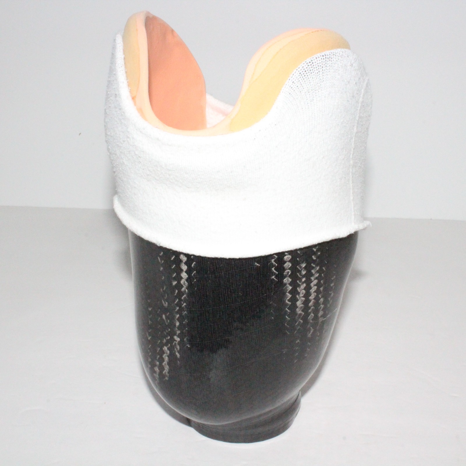 VERY CLEAN BELOW-KNEE CARBON FIBER PROSTHETIC LEFT SOCKET w/ FOAM COMFORT INSERT