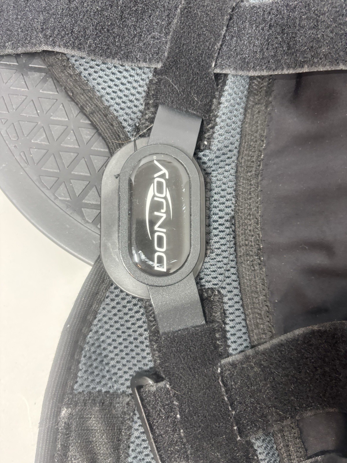 Donjoy LegBrace Double Sided Small