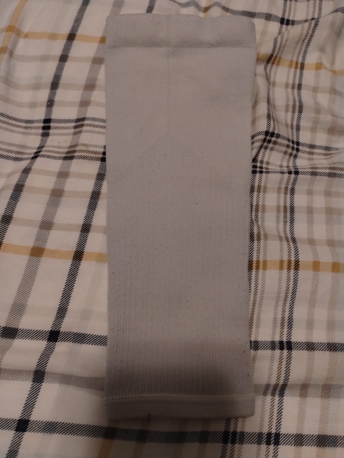 NEW BALANCE CALF SLEEVE LARGE SIZE GENTLY USED