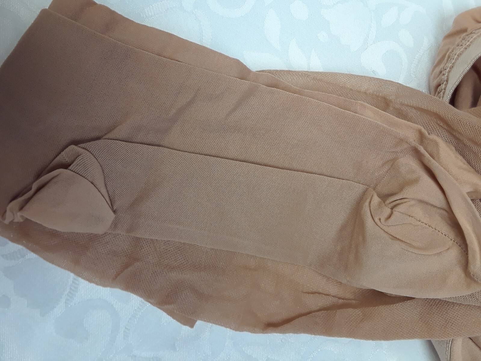 ACTIVA womens MATERNITY Compression PANTYHOSE 15-20mmhg SHEER THERAPY nude D new