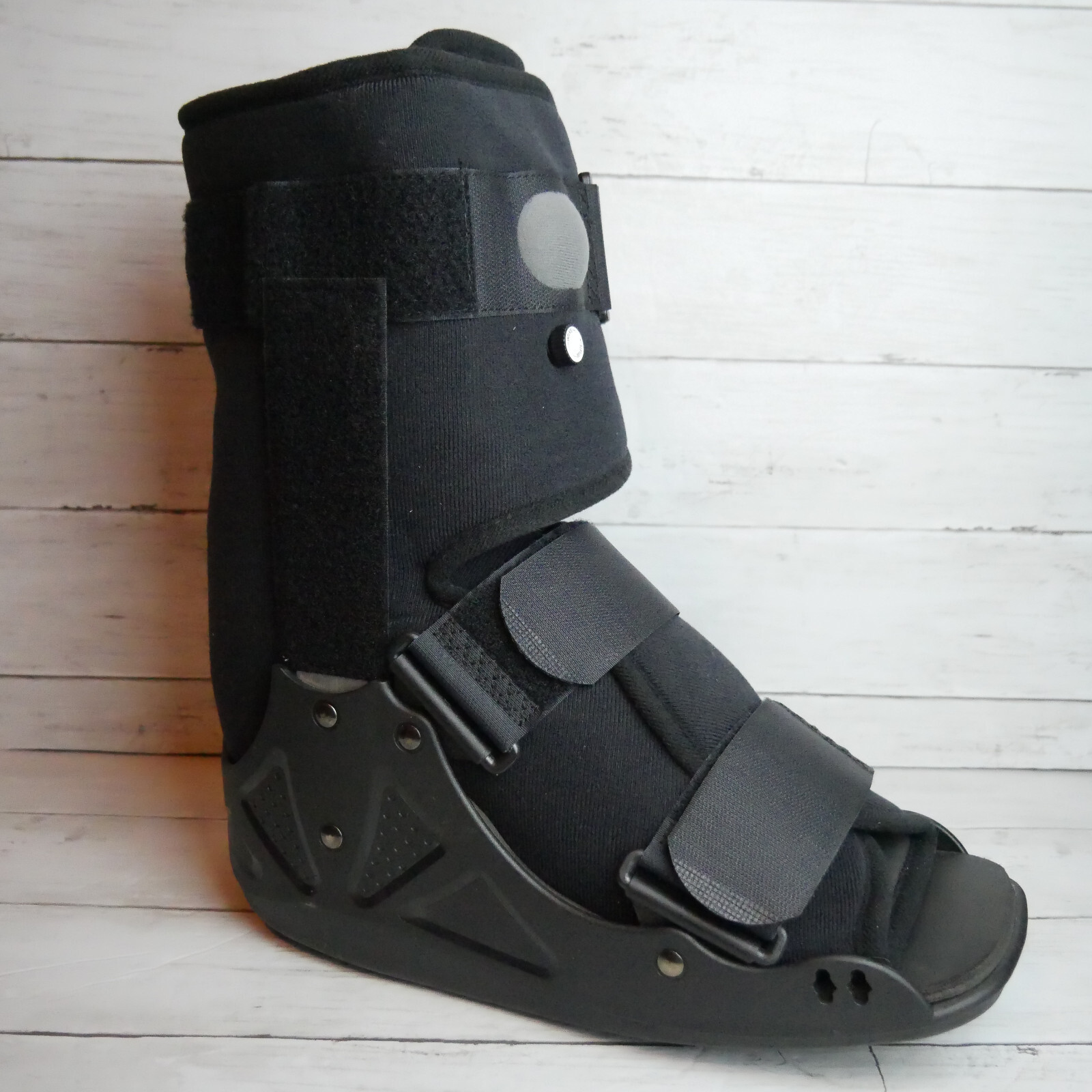 Top Shelf Orthopedics Low Boot Size XL w Air Pump Inflate Deflate