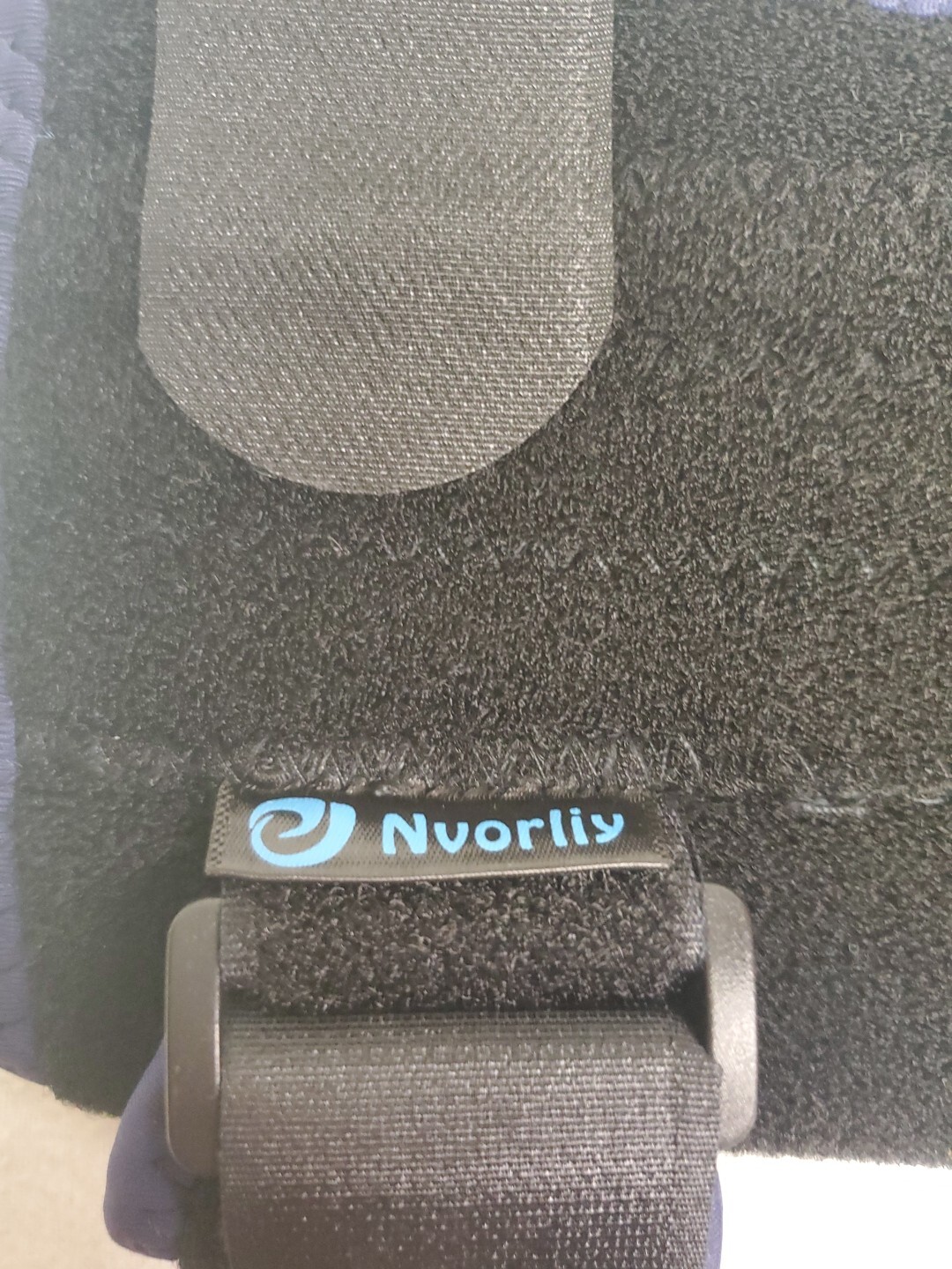 Nvorliy Knee Brace for Knee Pain, Extra Large/2XL Knee Brace 📦