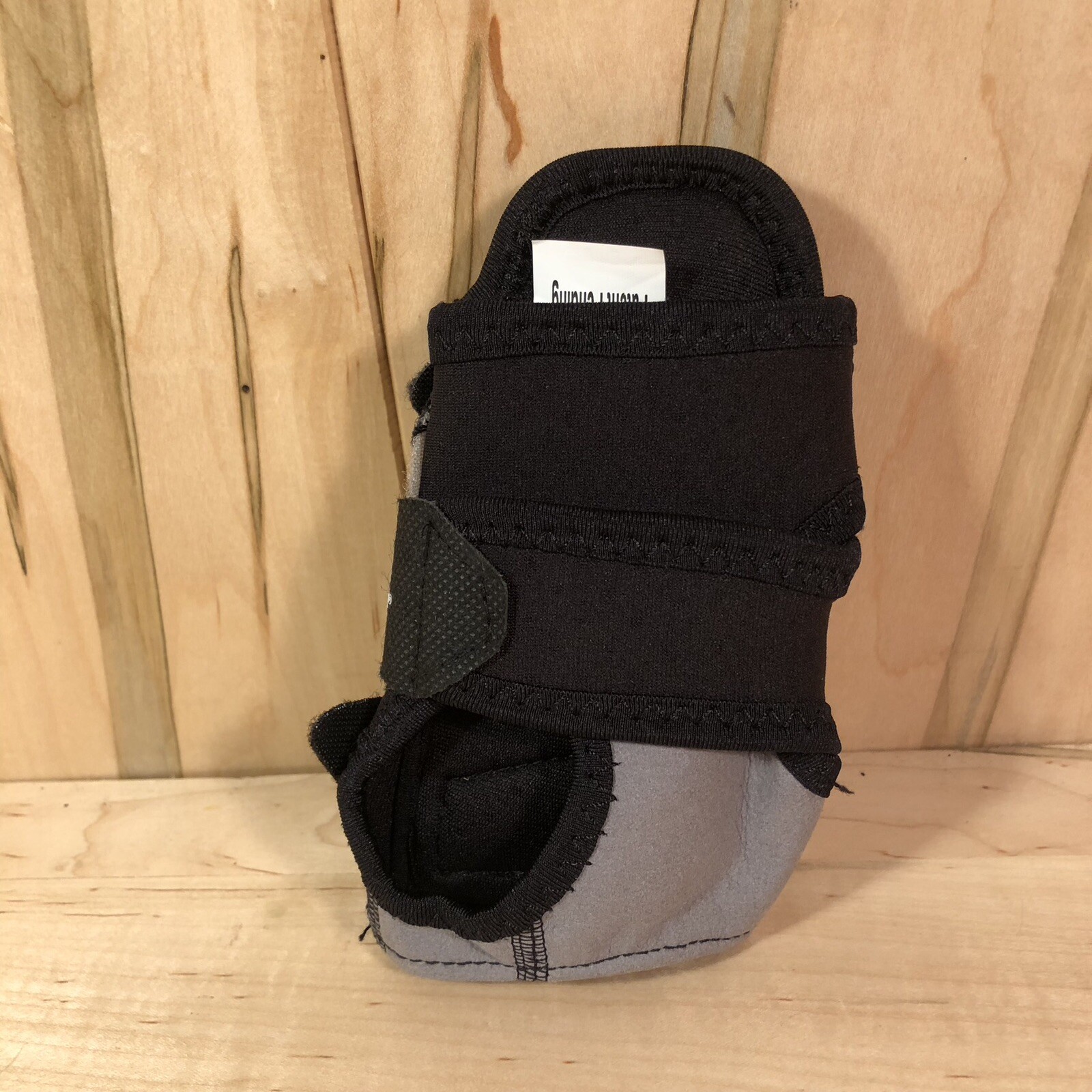 Shock Doctor Wrist 3-Strap Support – Performance Level 3: Right Size S – 824