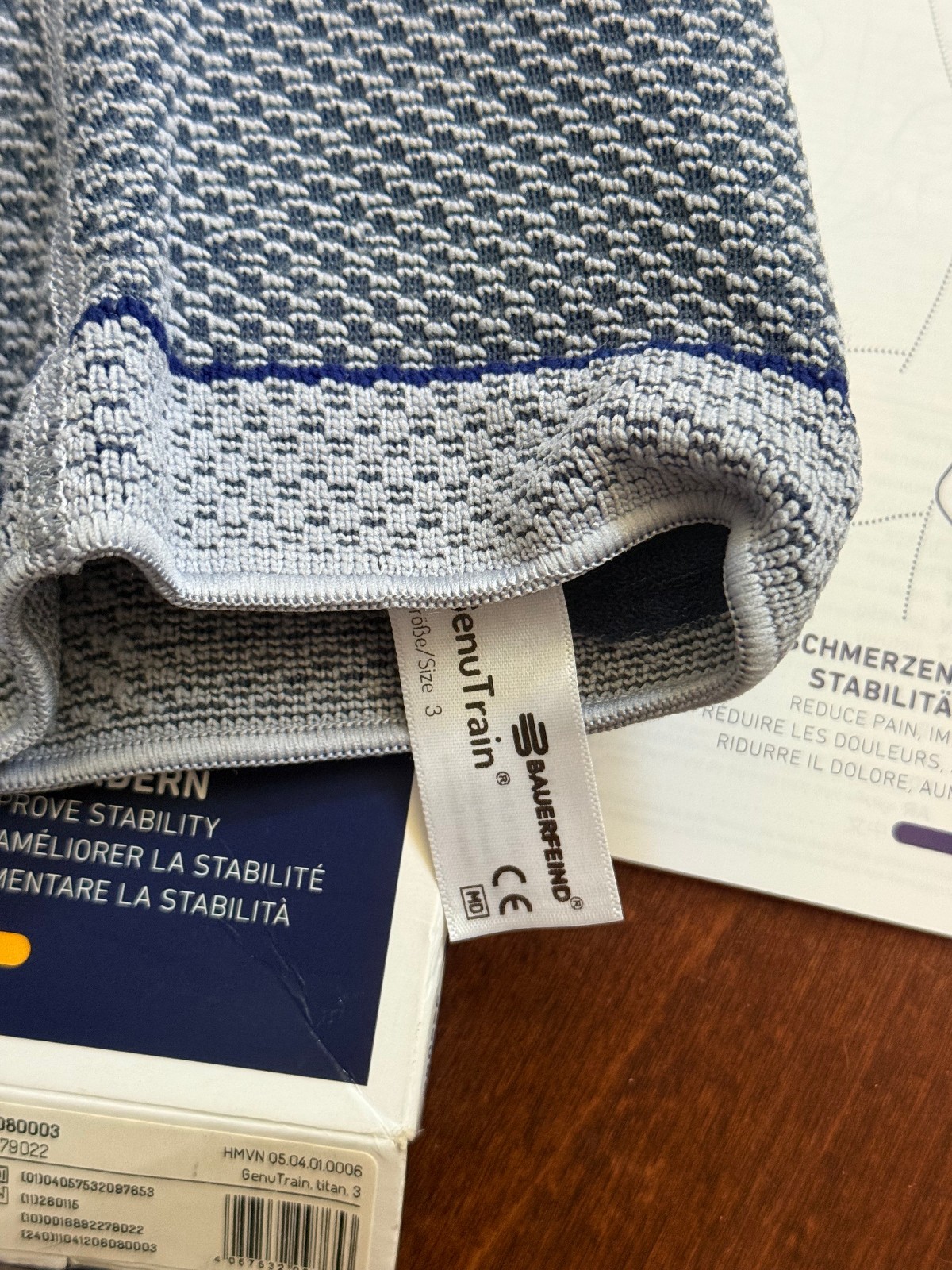 Bauerfeind GenuTrain Knee Support Brace – Size 3- Color Titan – Open Box