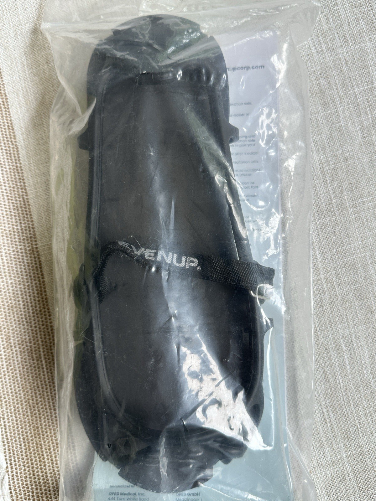 EVENup Shoe Leveler Lift Balancer Adjustable Women Medium Black