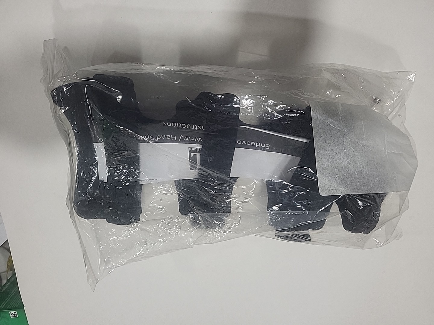Comfortland Medical Endeavor Deluxe Wrist/Hand Splint 31-500 New with Hand Grip