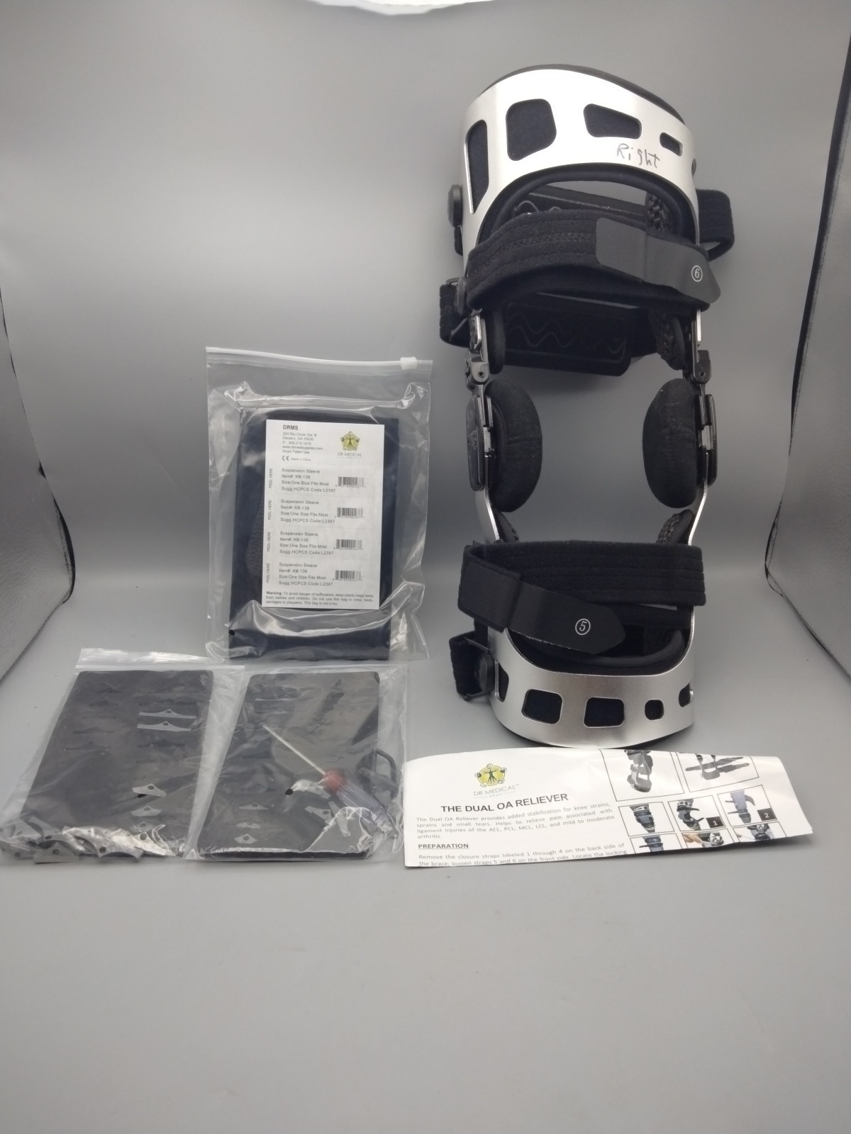 Dr Medical DUAL OA RELIEVER Hinged Right Knee Brace Size MEDIUM KB0104-147R-02