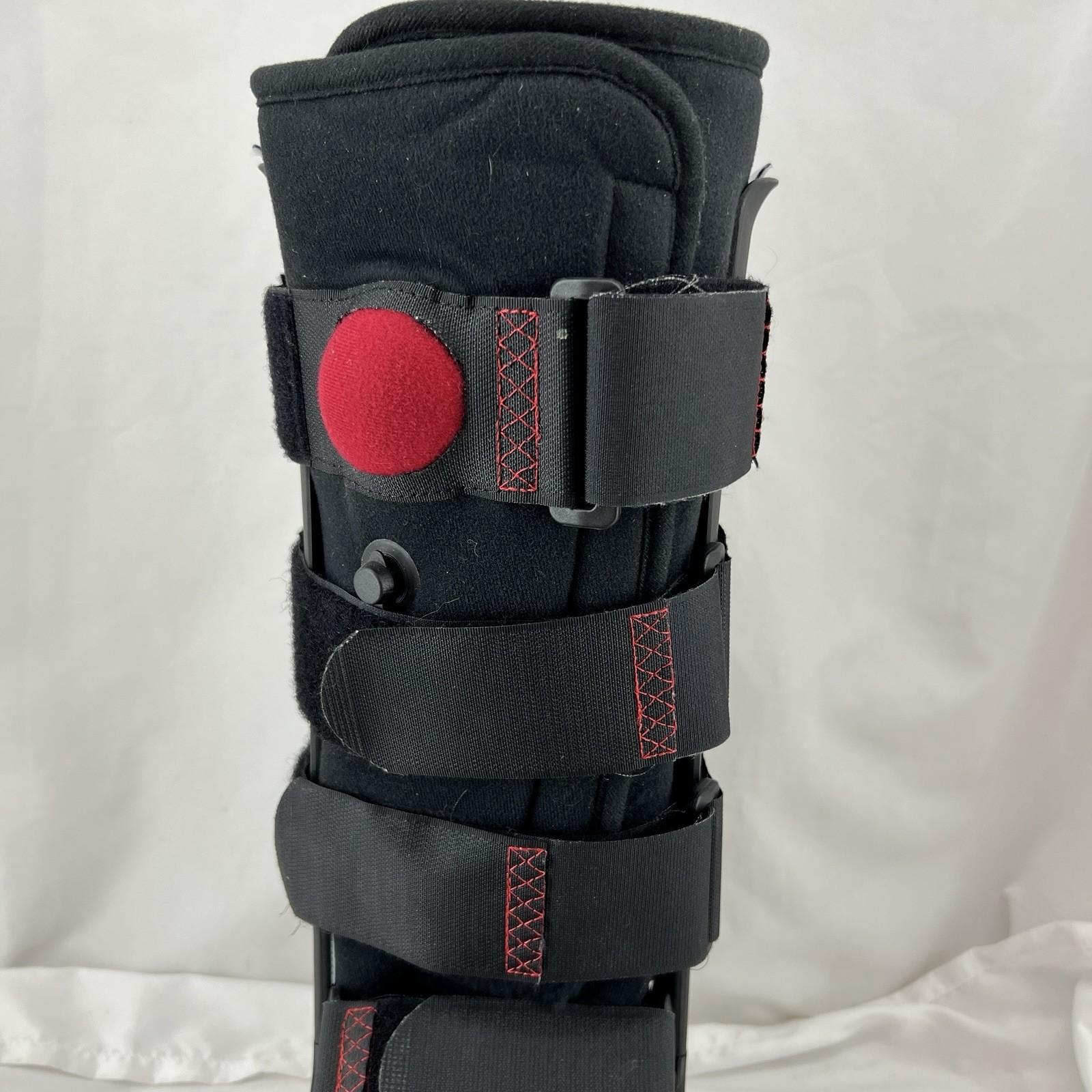 ProCare XcelTrax Air Ankle Walker Brace/Walking Boot Medium Adjustable air pump