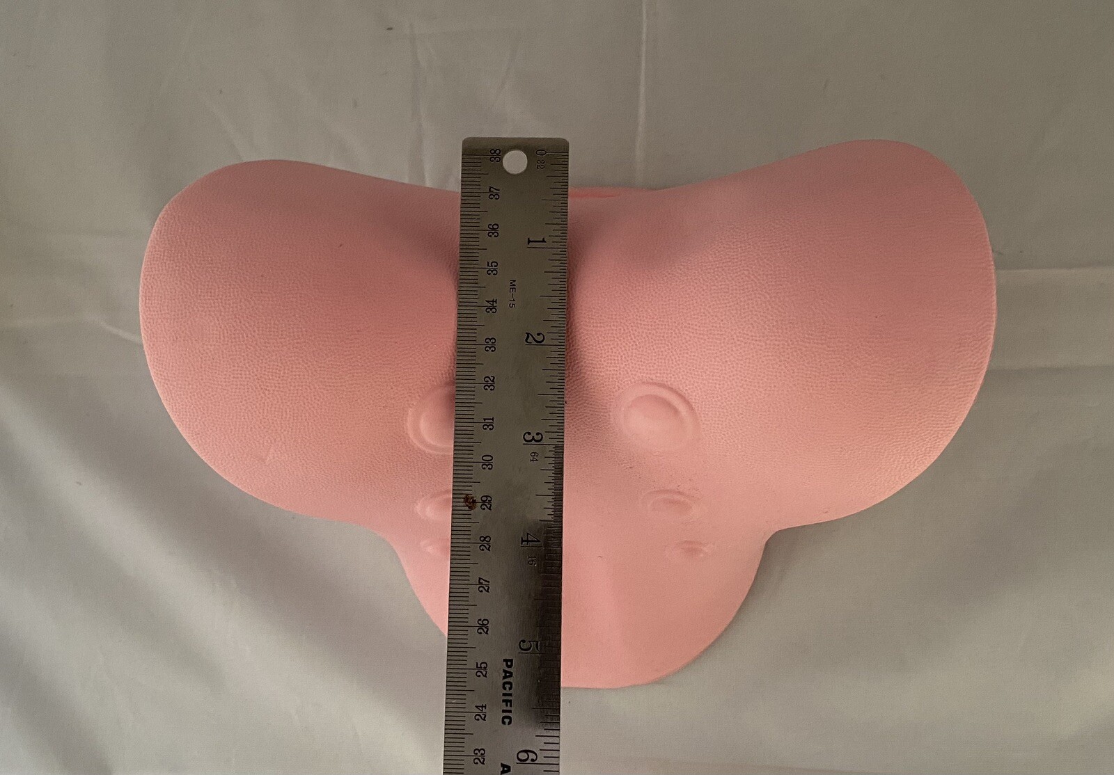 Neck Massage Pillow Shoulder Cloud Shape Stretcher Traction Cervical Pain Relief