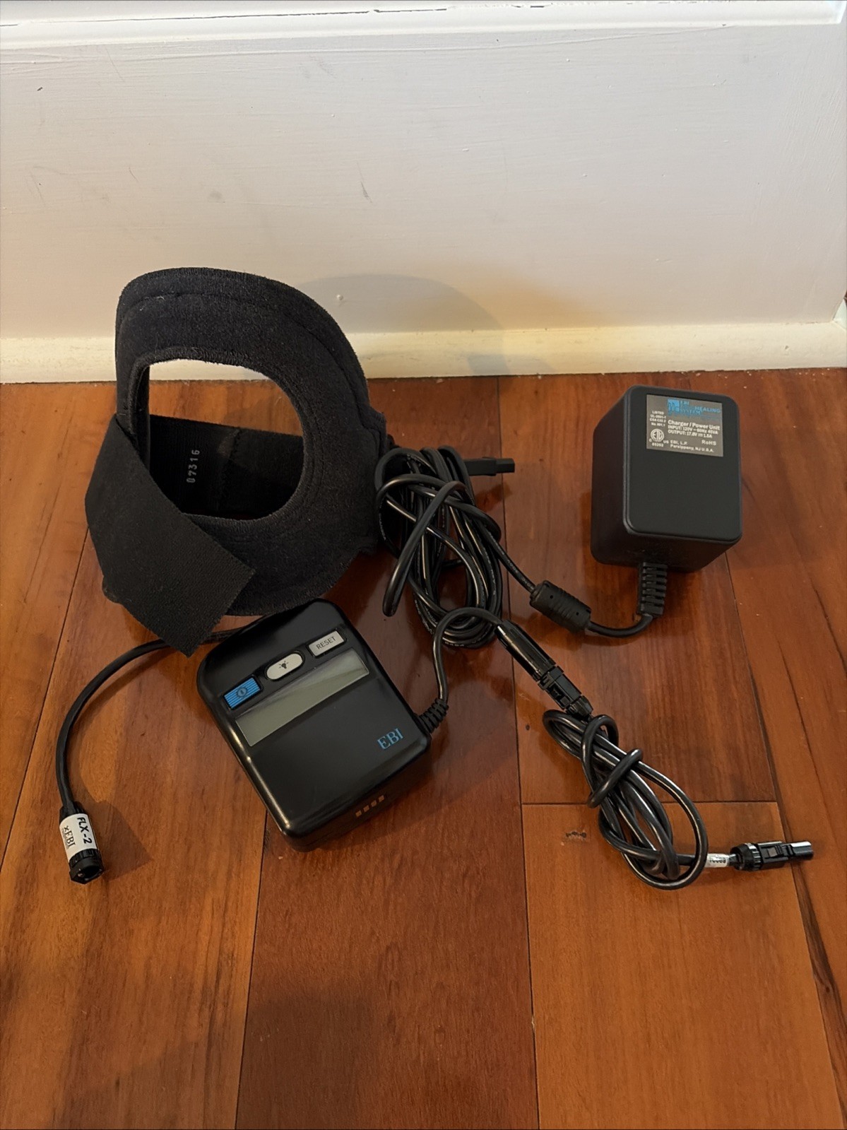EBI Bone Healing System Model 2001