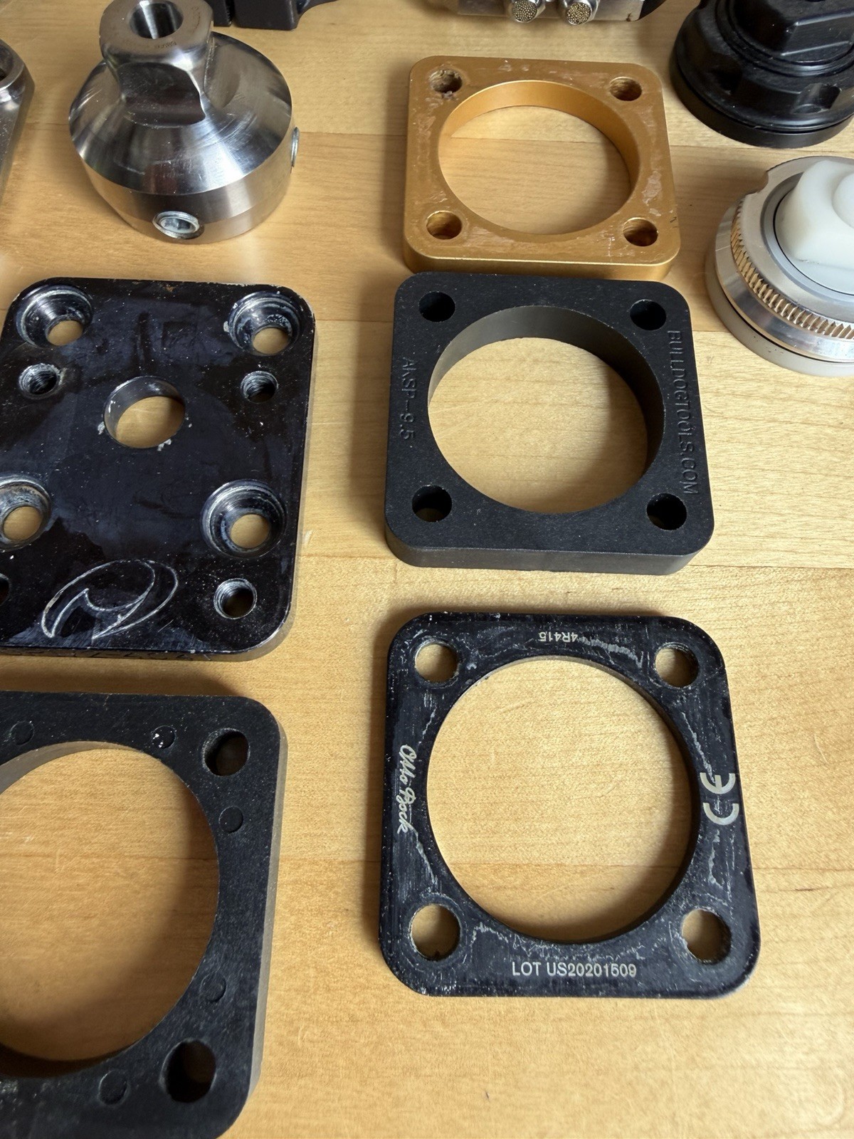 (16) Piece Prosthetic Component Lot…Ossur, Bulldog, Trulife etc misc