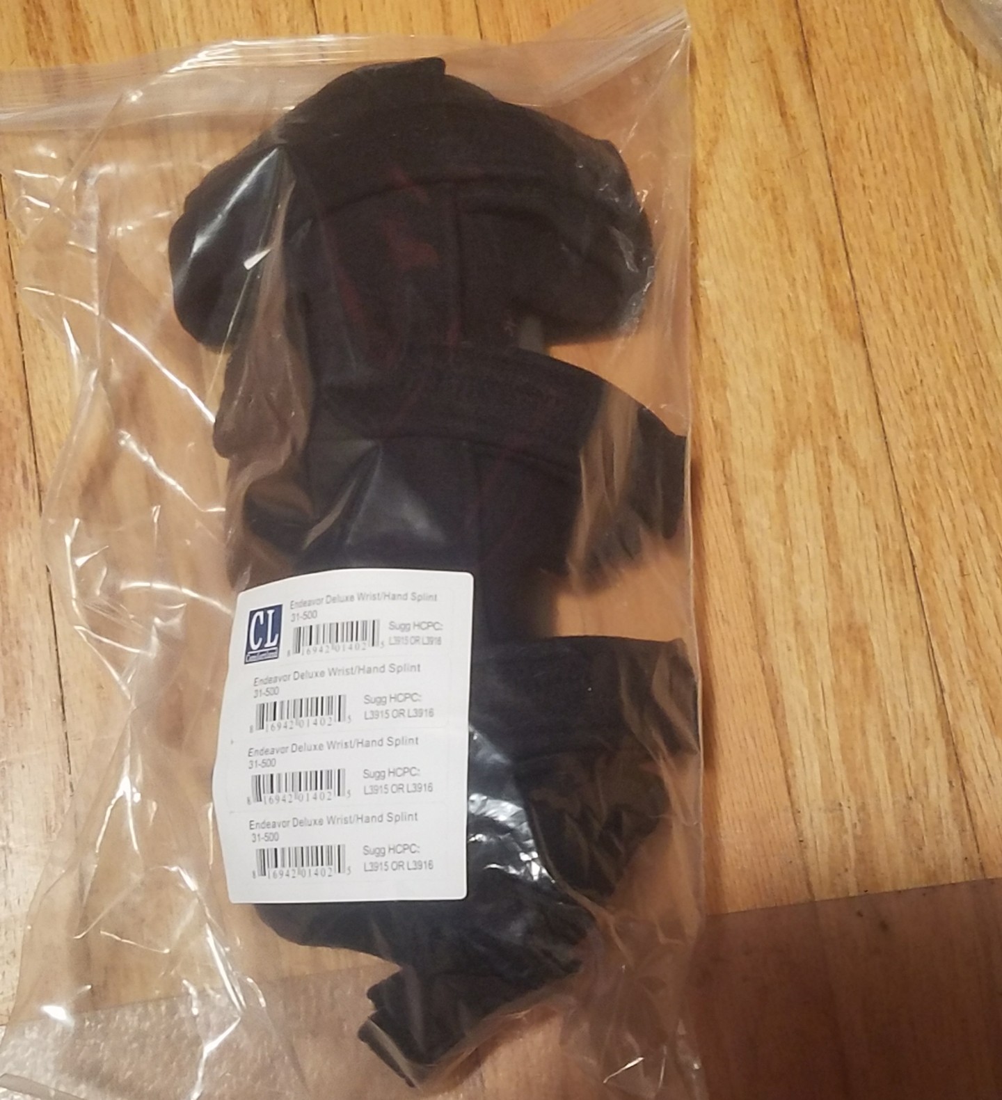 COMFORTLAND ENDEAVOR DELUXE WRIST / HAND SPLINT NEW, No.31-500, FREE S & H !!