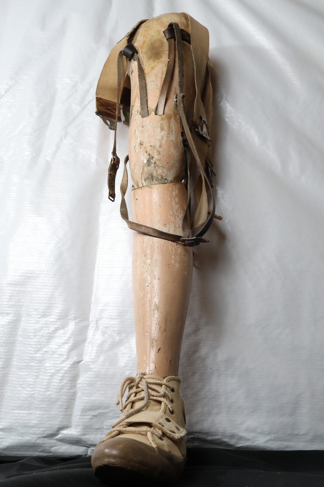 Antique Prosthetic Leg Military Collectors Item, Ex-Parachuters