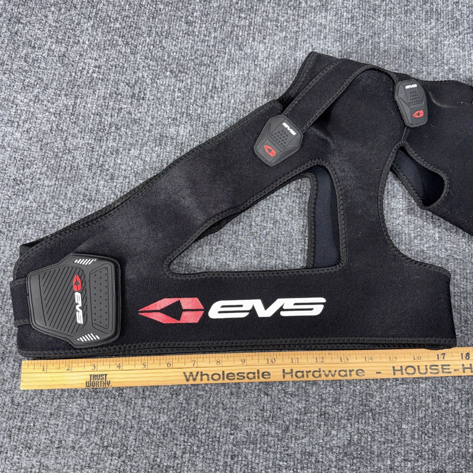 EVS SB05 Bilateral Shoulder Stabilizer Brace Black, Dual X-Strap XL