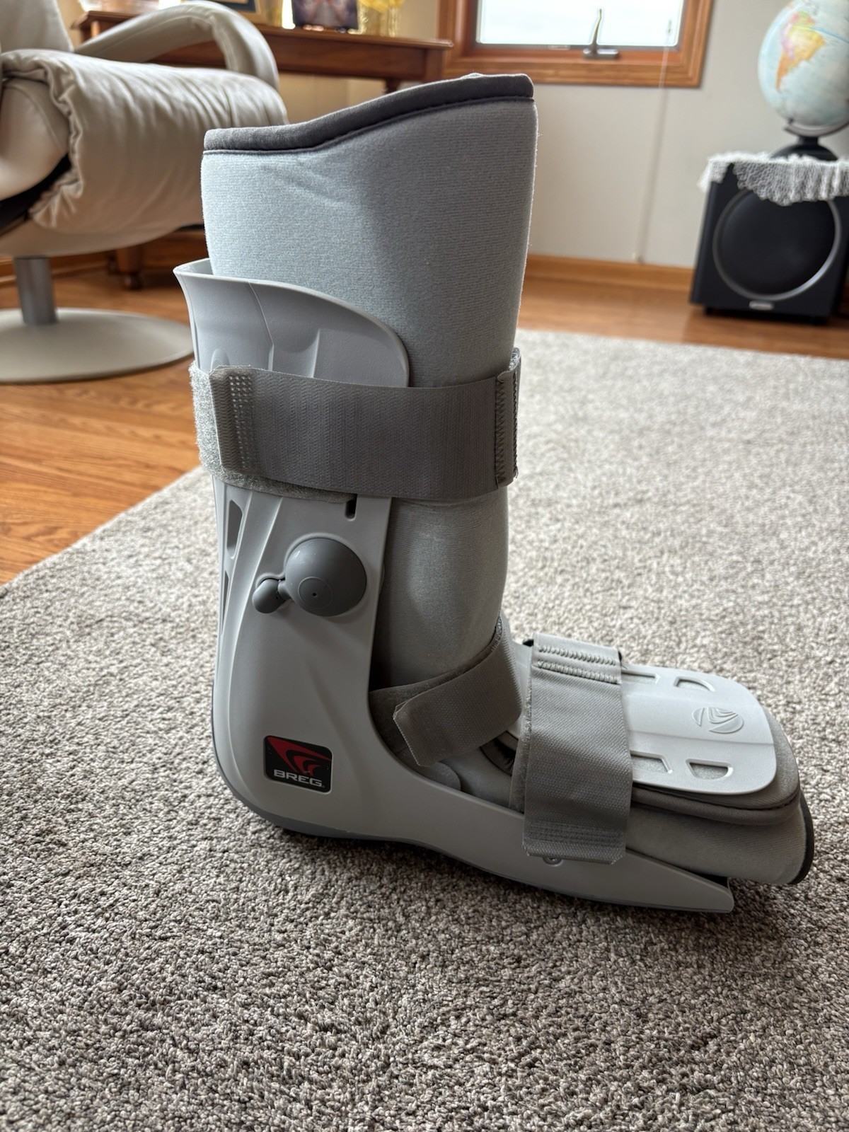 BREG Genesis Mid-Calf Full Shell Walker BOOT Size large