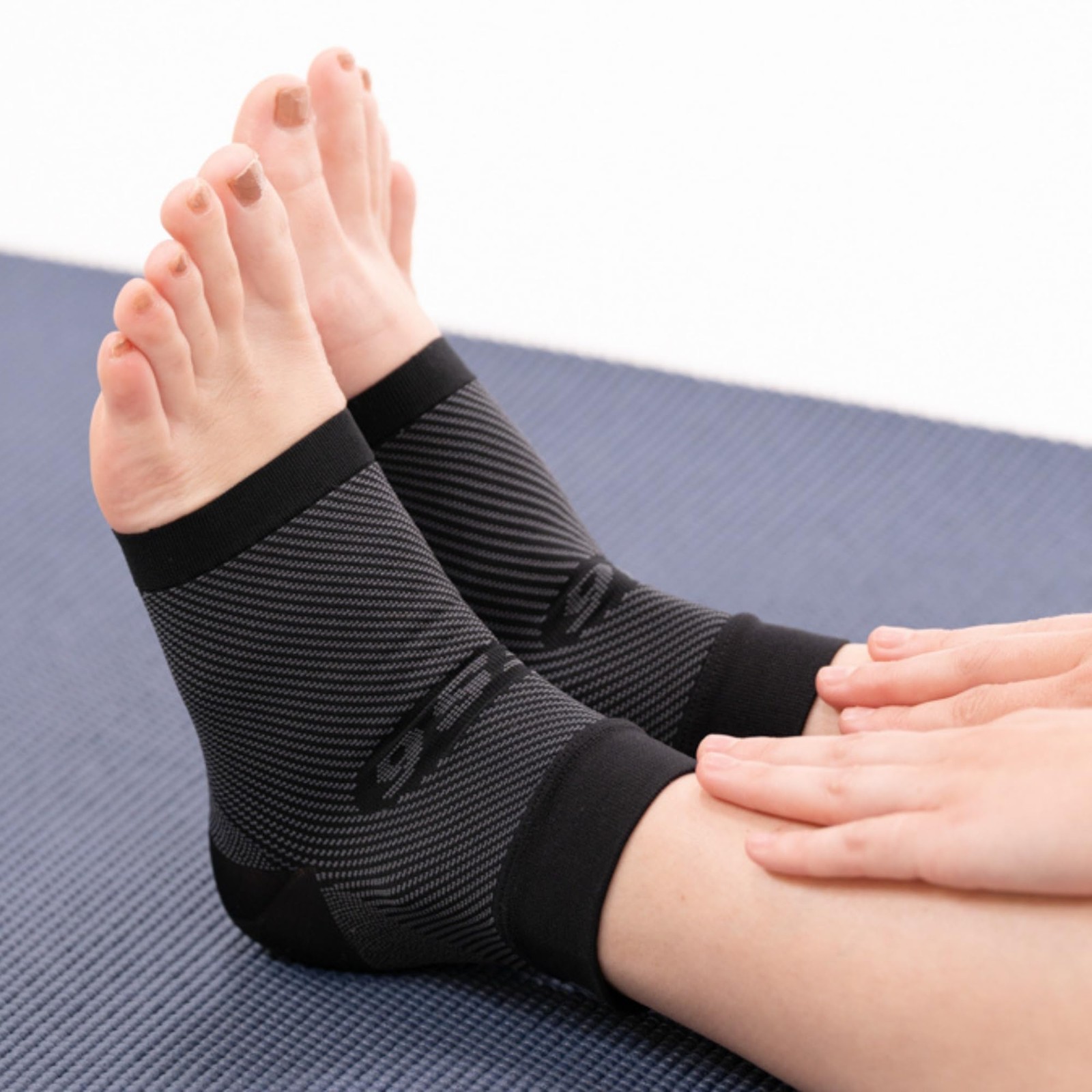 FS6 Plantar Fasciitis Foot Sleeves 1 Pair Heel Arch Pain Support Relief