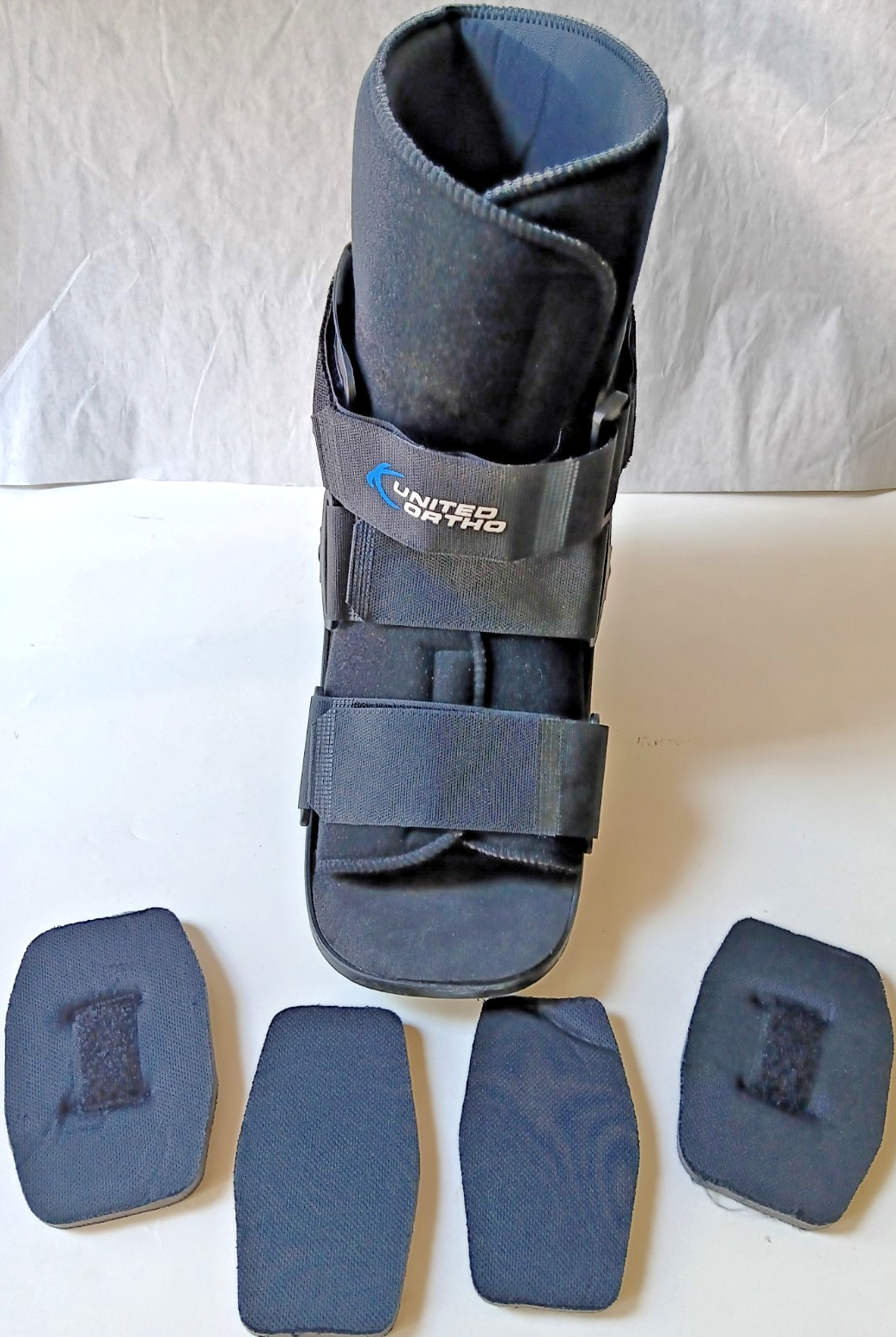 United Ortho USA14015 Short Cam Walker Fracture Boot, Medium, Black Missing Box
