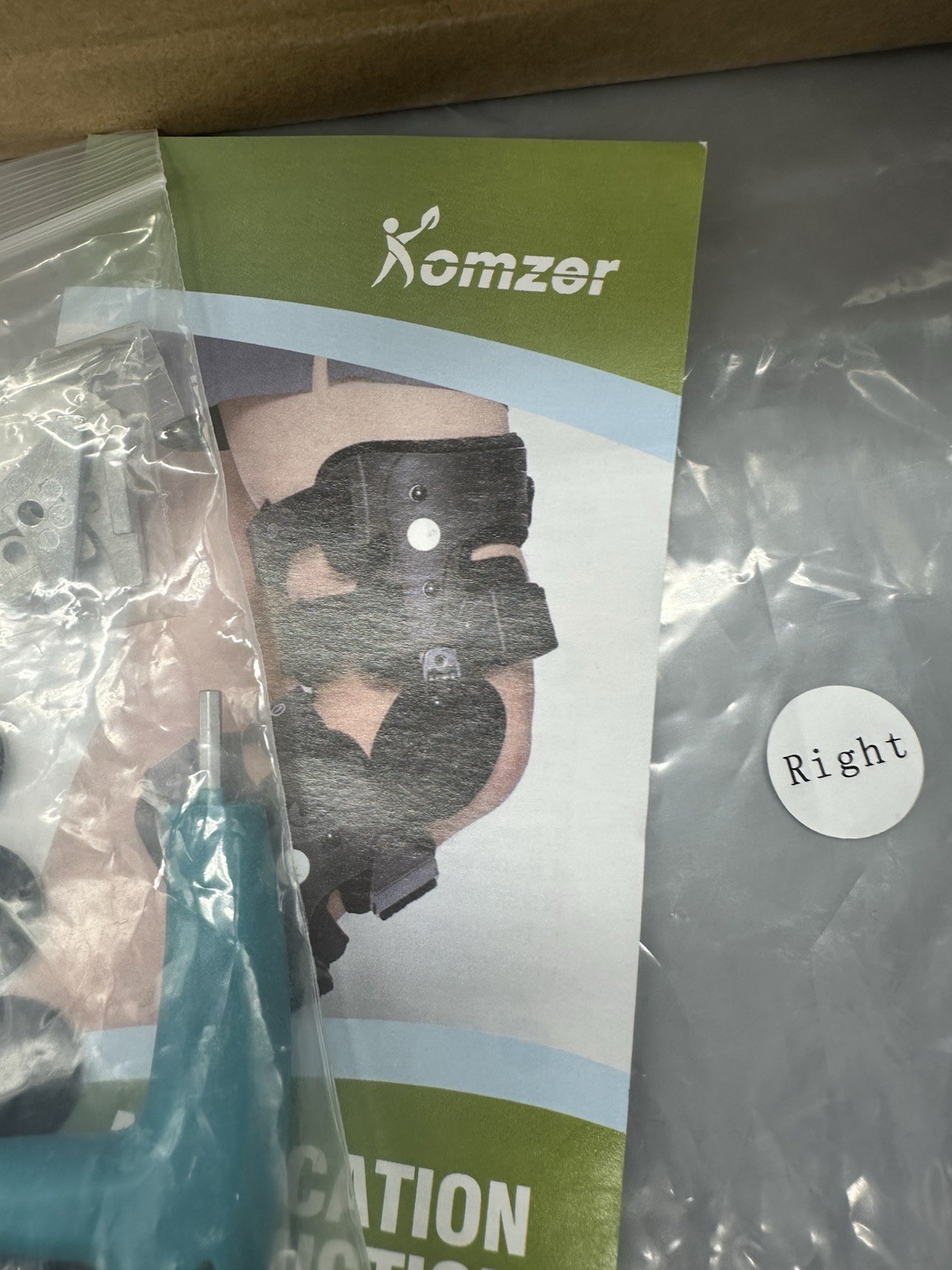 Komzer OA Unloader Knee Brace, Osteoarthritis Bone on Bone Support Black RIGHT