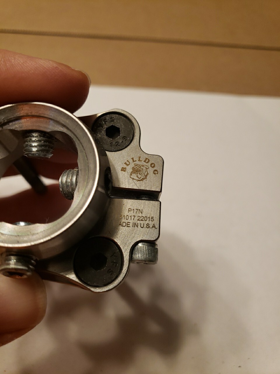 BULLDOG P17N TITANIUM Adapter