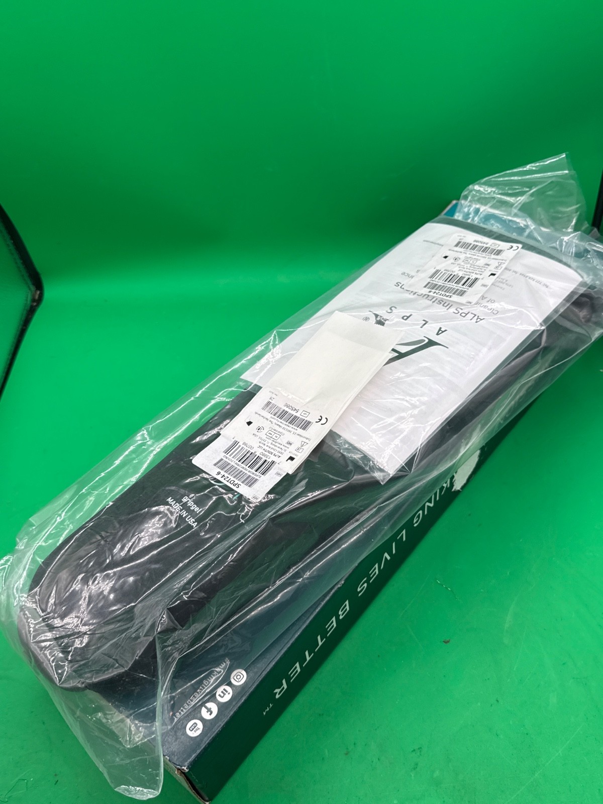 Alps superior performance prosthetic liner. Size 24. 6mm. Grip gel. SPDT24-6