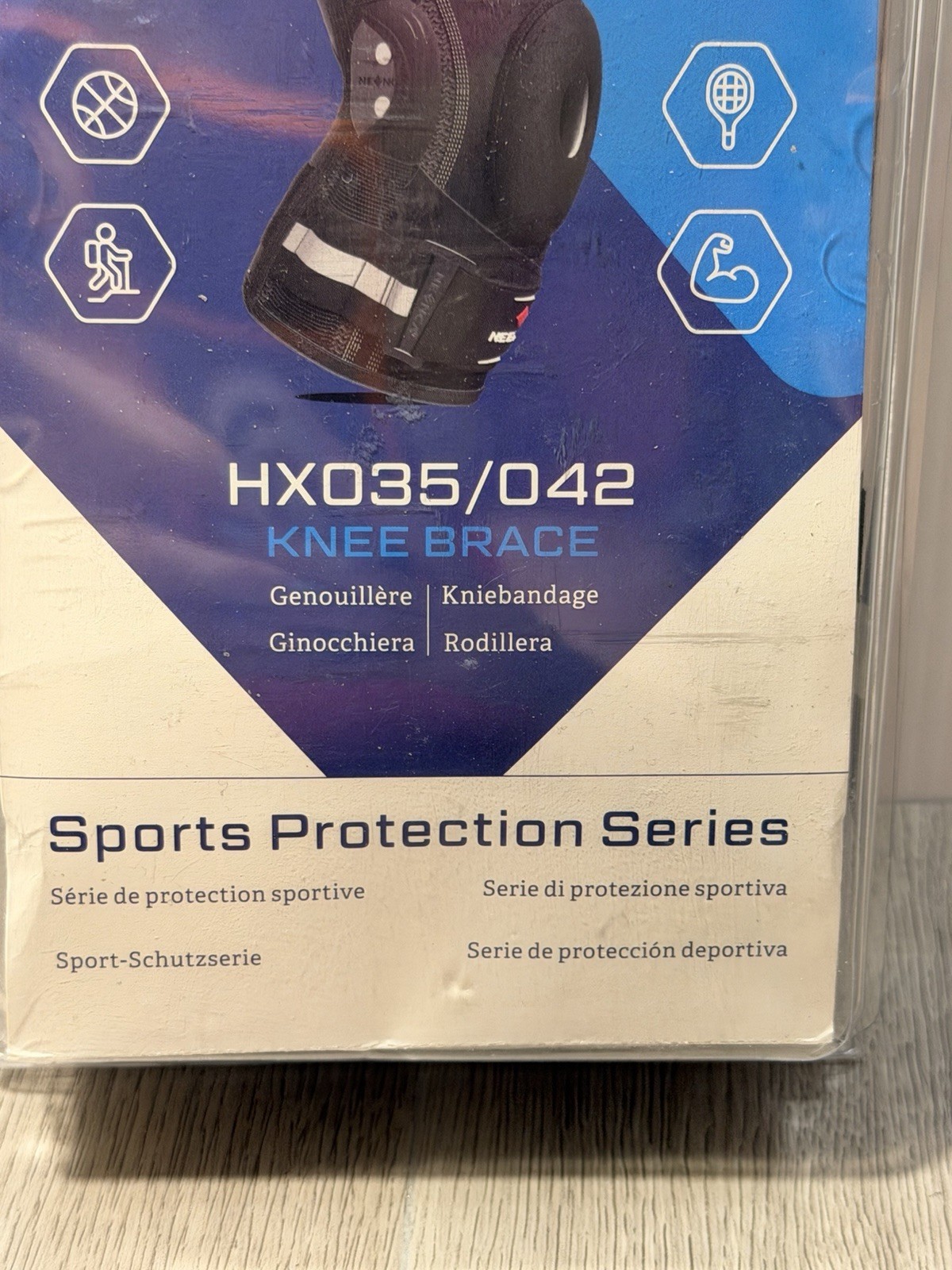 Knee Brace for Knee Pain, Hinged Knee Support X-Strap Fixing System Large