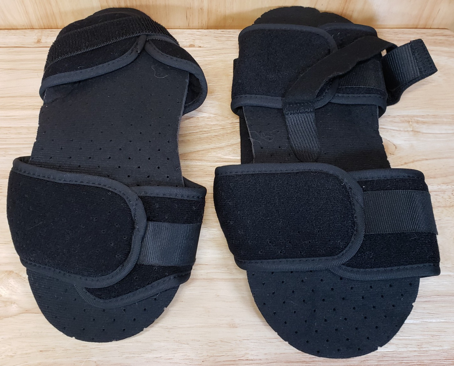 Adjustable Orthopedic Night Splint Sandals Pair – Open Toe Black Brace Open Box