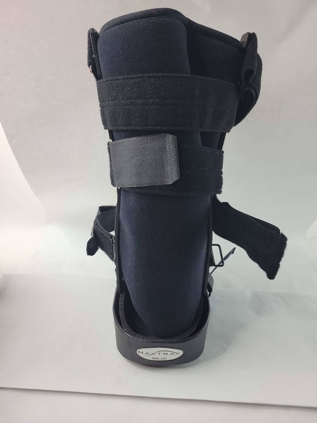 Maxtrax DJO.LLC Walking Boot Medium Fracture Post Surgery Rehabilitation.
