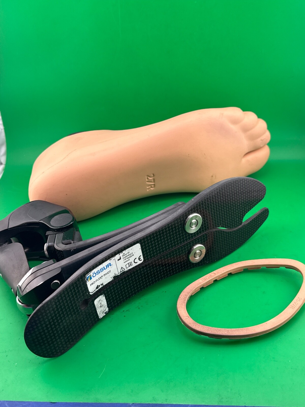 ossur pro-flex Proflex pivot prosthetic foot. Category 4. Size 27. Right Foot