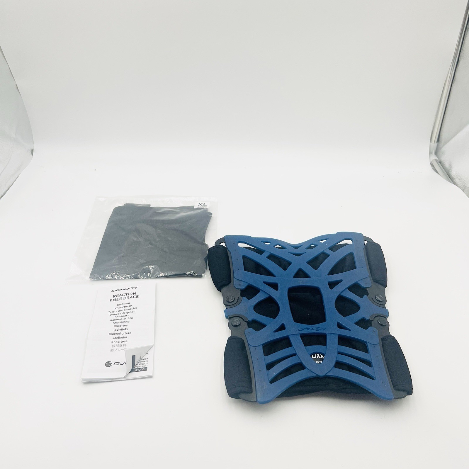 DonJoy Reaction Web Knee Support Brace w/ Compression Undersleeve: Blue, XL/2XL