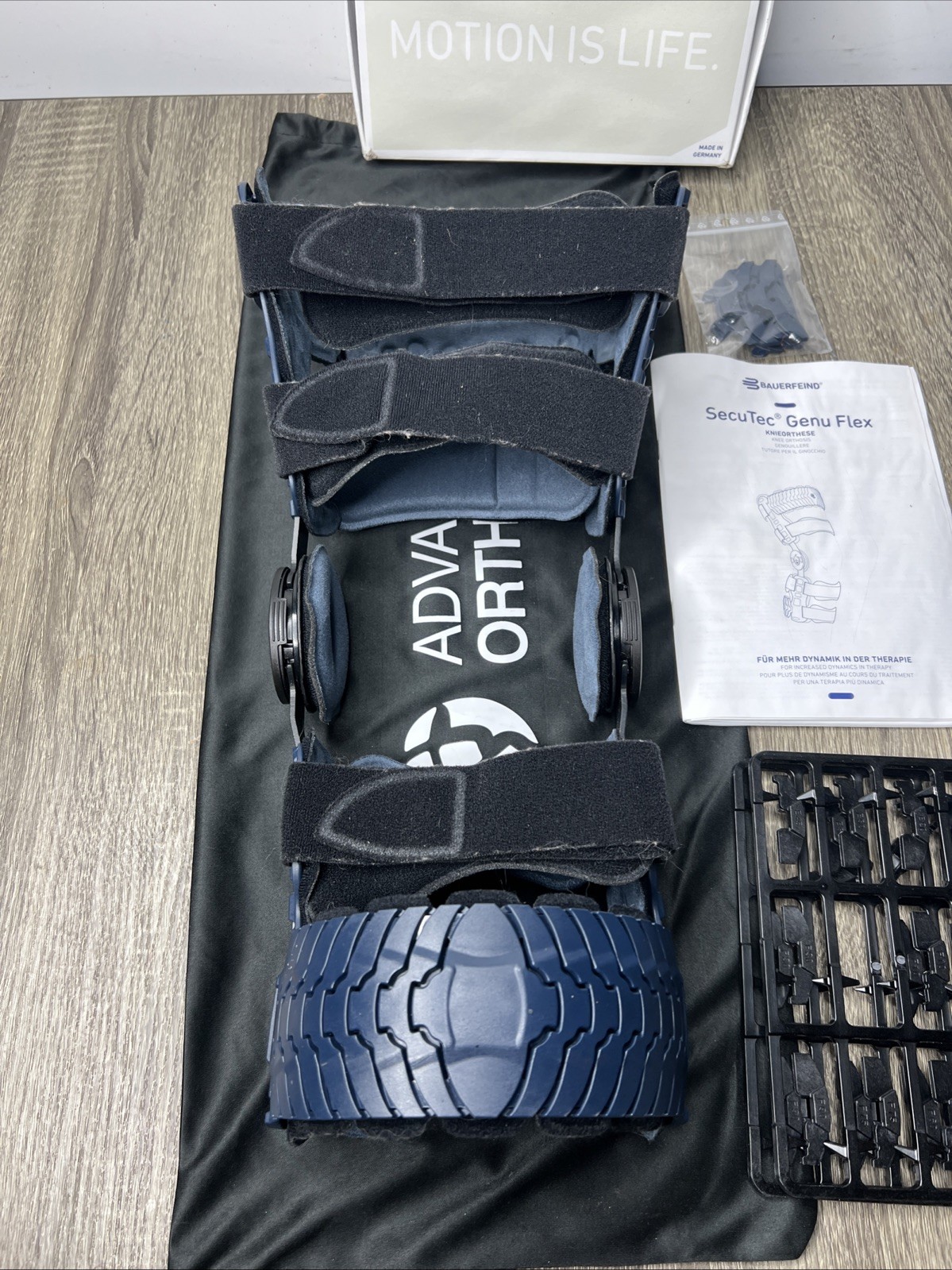 Bauerfeind SecuTec Genu Flex Knee Brace Adjustable Stabilizer Ligament 3 Right