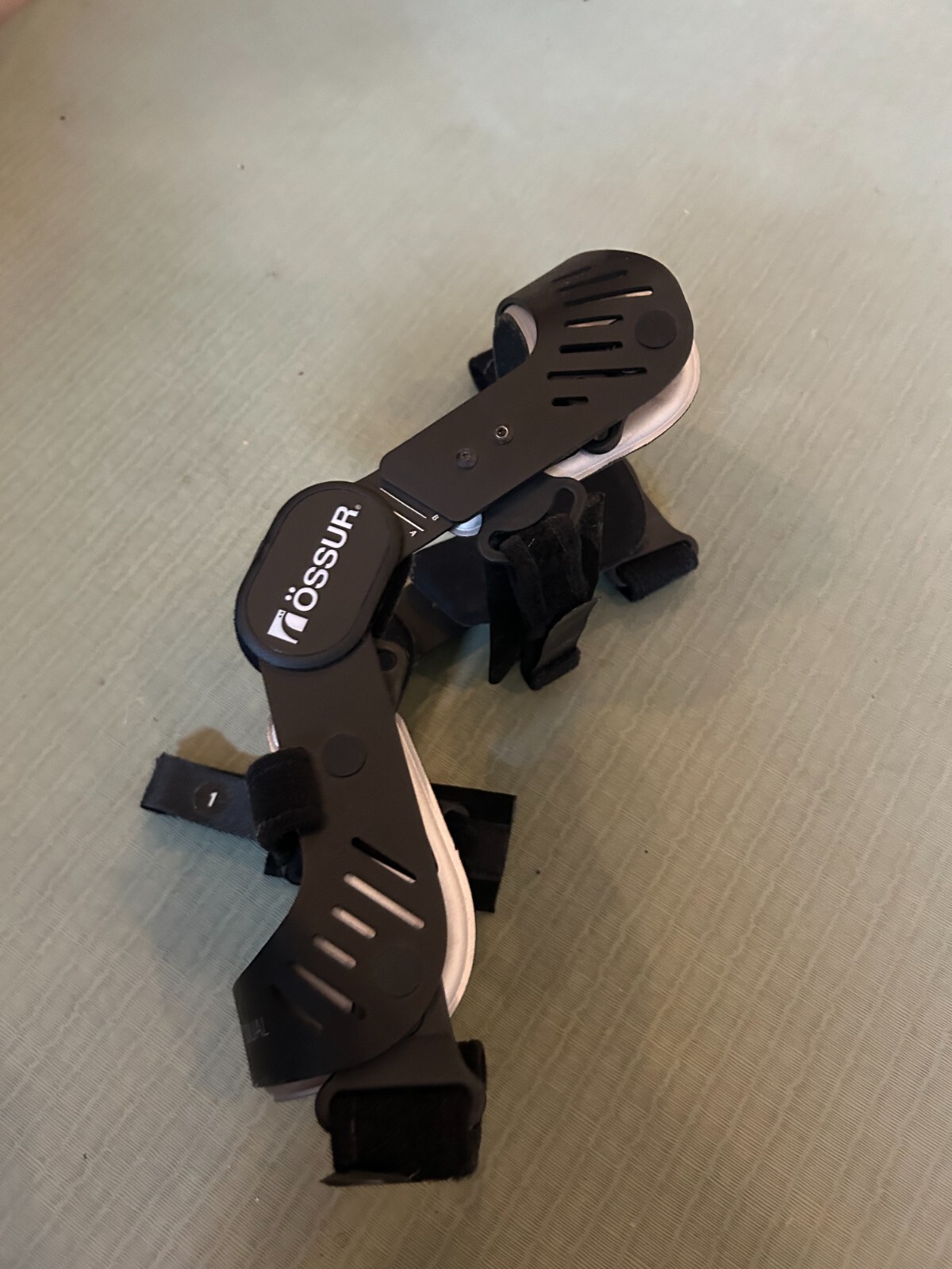 Ossur Knee Brace Rebound Dual Left S/M
