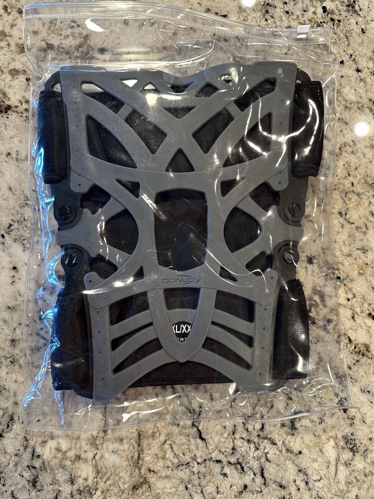 Knee Brace Gray Size: XS/S Donjoy Reaction 11-0215-2 With Sleeve. Brand New!