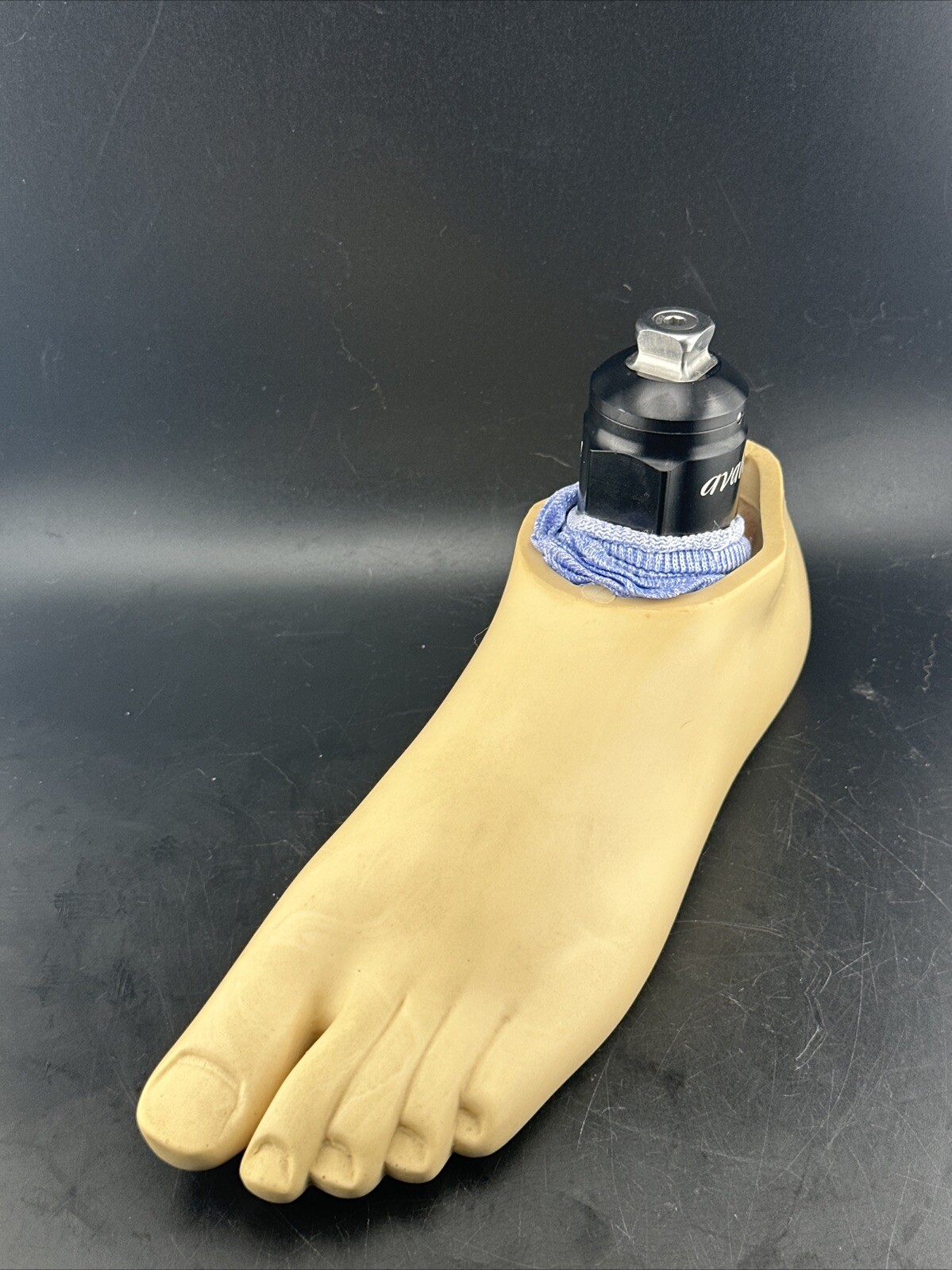 Blatchford Avalon Hydraulic Ankle Prosthetic Foot. Left Foot. Size 26