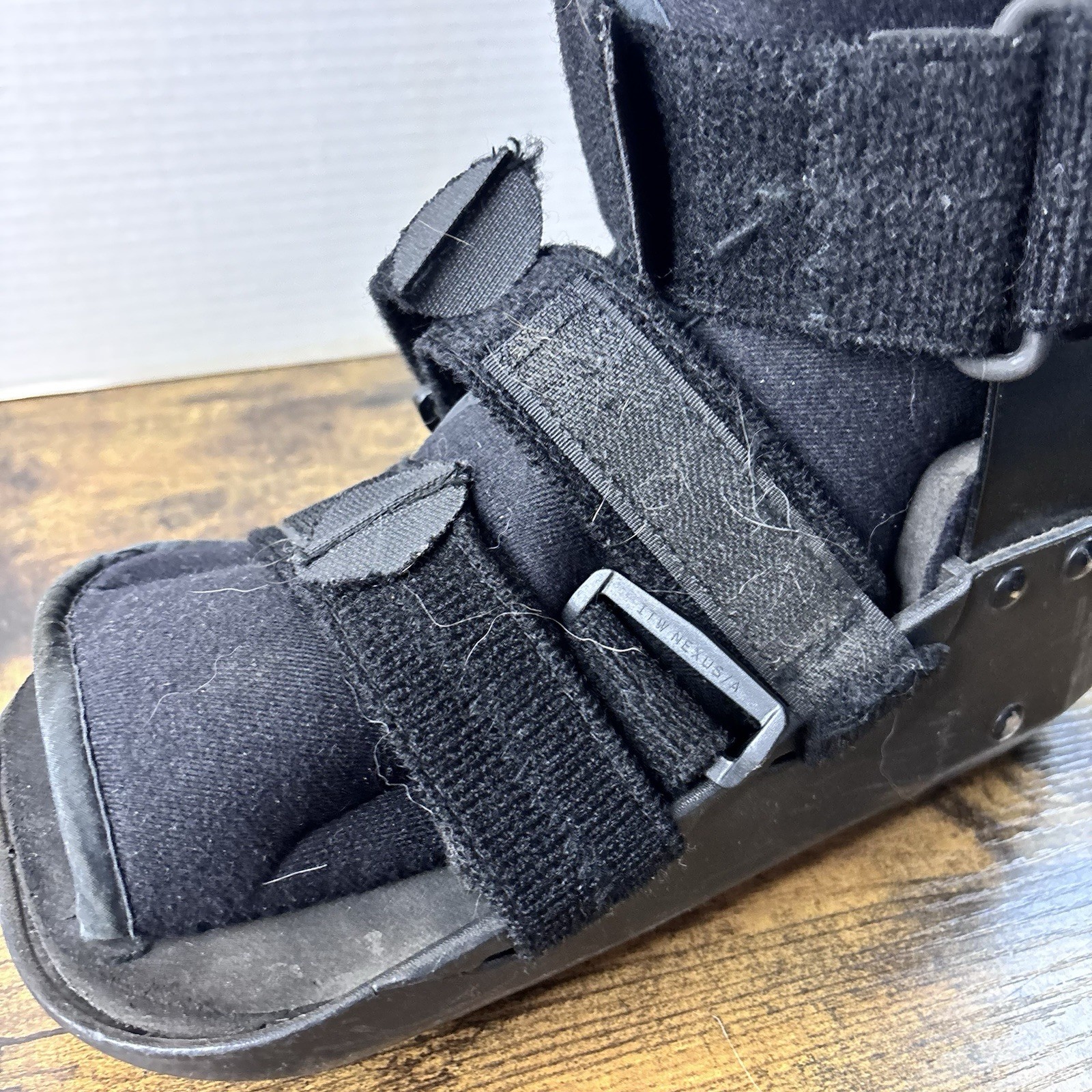 Breg Air Pump Left Ankle Walker Medical Boot Walking Cast Foot Fracture Brace