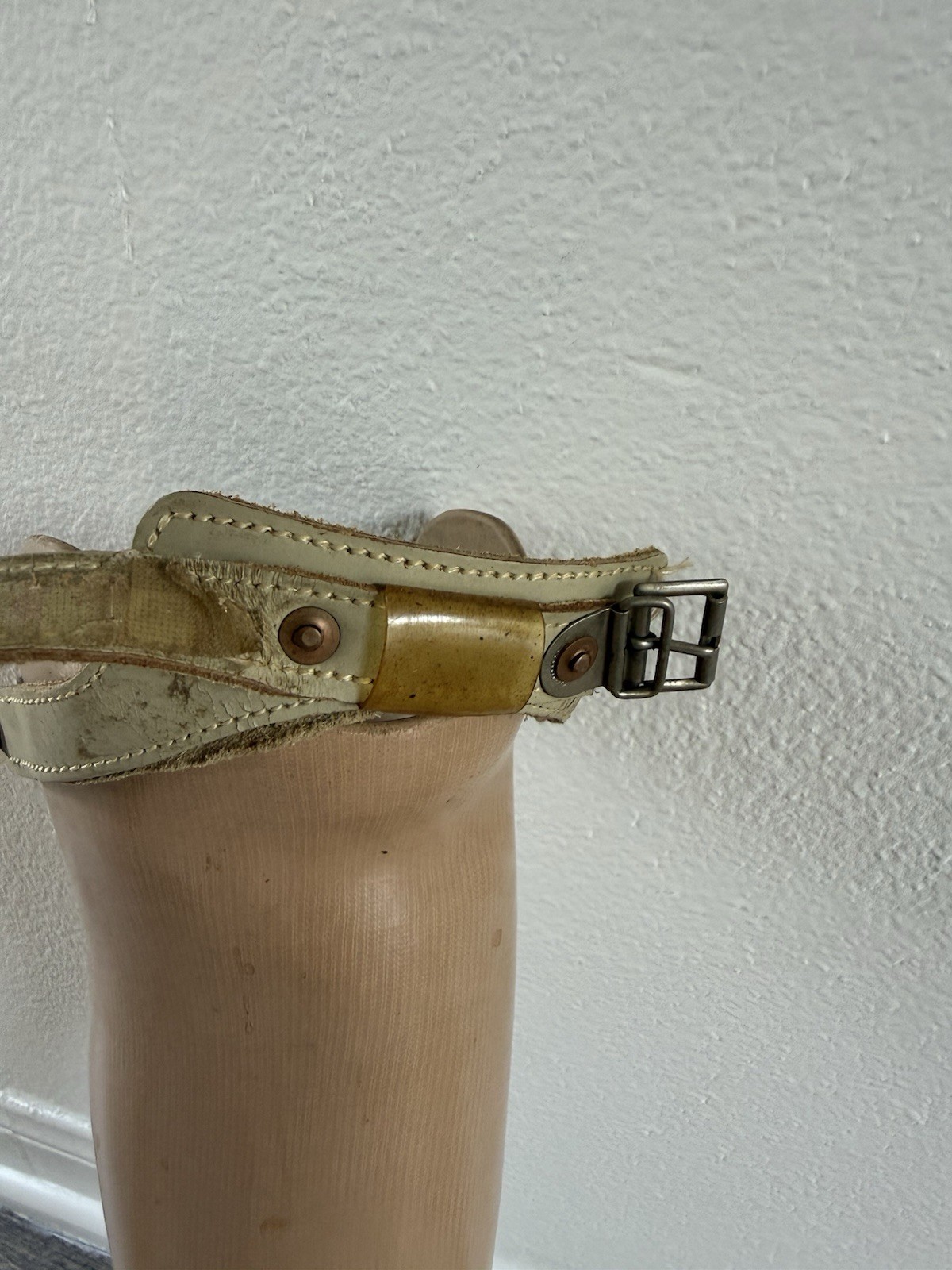 Vintage Prosthetic Leg Kingsley Left Leg Oddity Medical Display Halloween Prop
