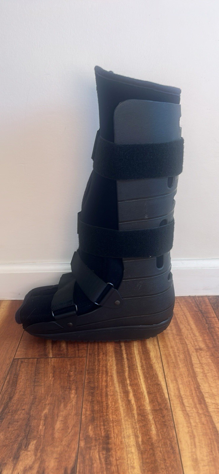 barely Used Nextep Black Adjustable Walking Boot