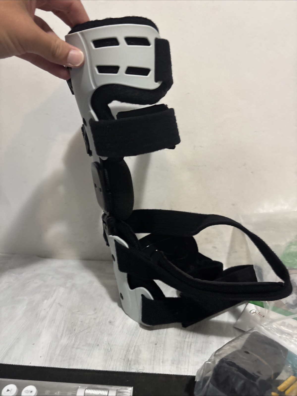 Orthomen OA Unloader Knee Brace Right Pain Relief Support NEW! One Size