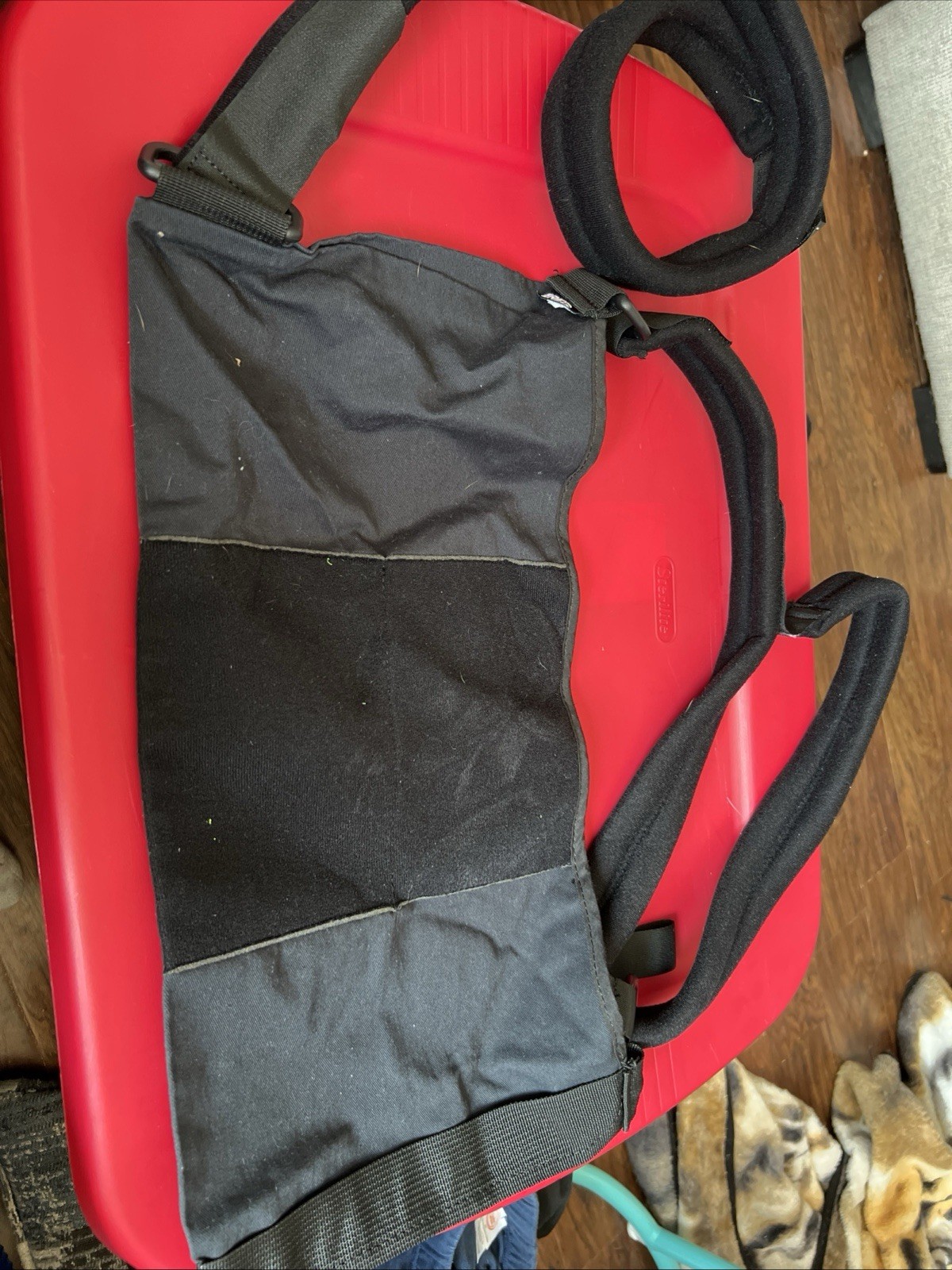 Breg Deluxe Shoulder Immobilizer Sling Universal VP20106-000