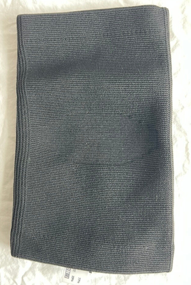 Formedica Elastic Elbow Support Size LARGE Compression Support Sports Injuries