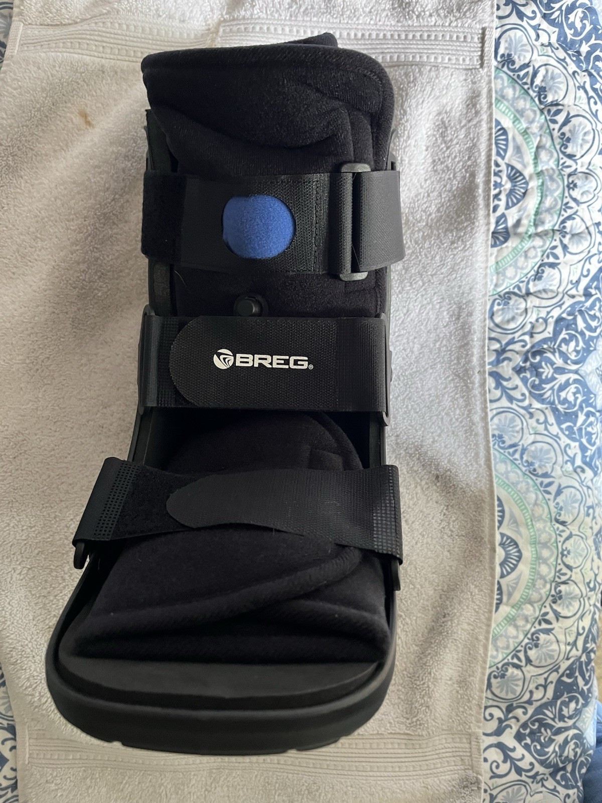 Breg Orthopedic Walking Boot X-Large Black Adjustable Ankle/Foot MPN 100004-050