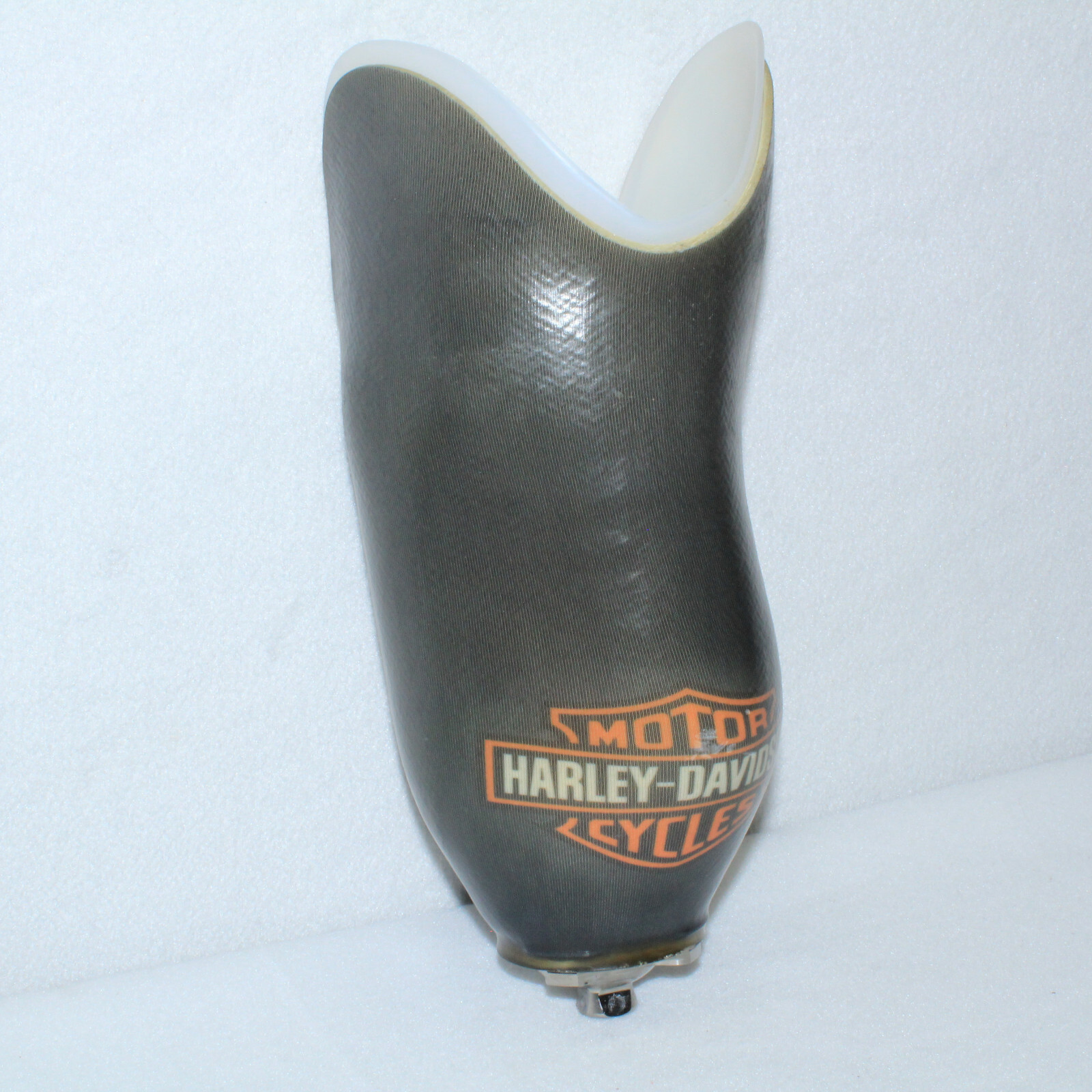 HARLEY DAVIDSON B&S PROSTHETIC CARBON FIBER LEFT LEG SOCKET PYRAMIDAL 12″ x 4″