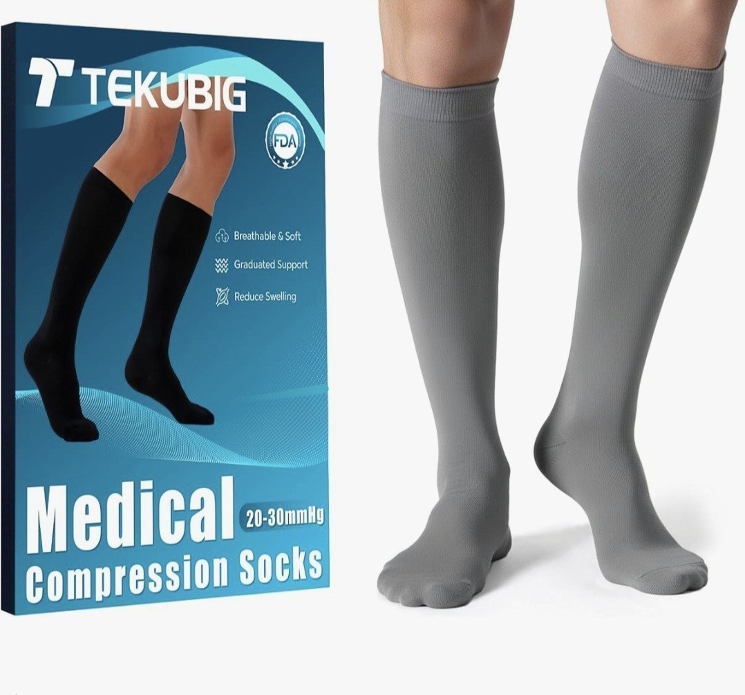 2 Pairs Compression Socks Unisex Knee High 20-30 mmHg Graduated Small/Medium