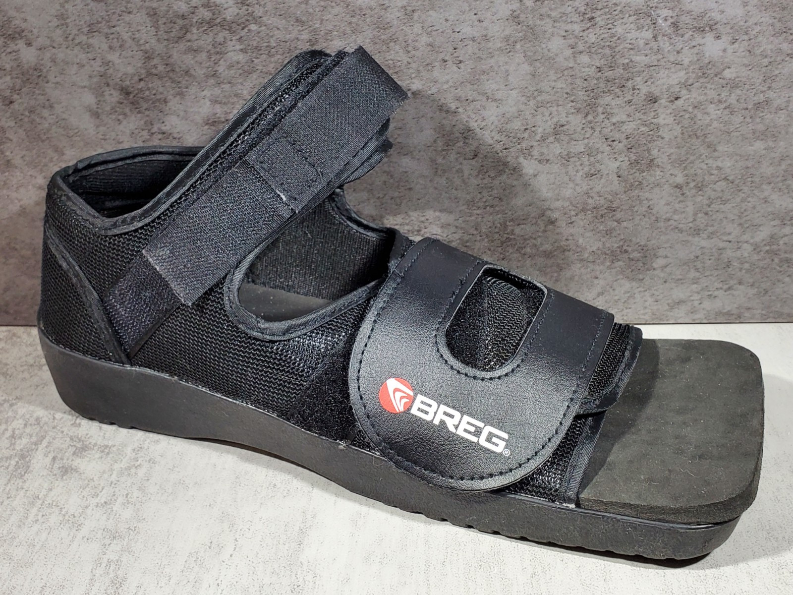 Breg Square Toe Post-Op Shoe Size Medium Foot Brace Boot PostOp 12″ Length