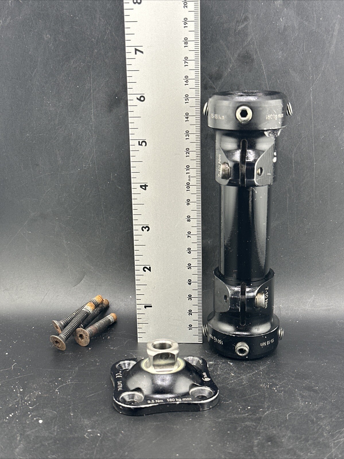 Trulife Prosthetic Components Pylon Tube Clamps. Black 30mm Parts.