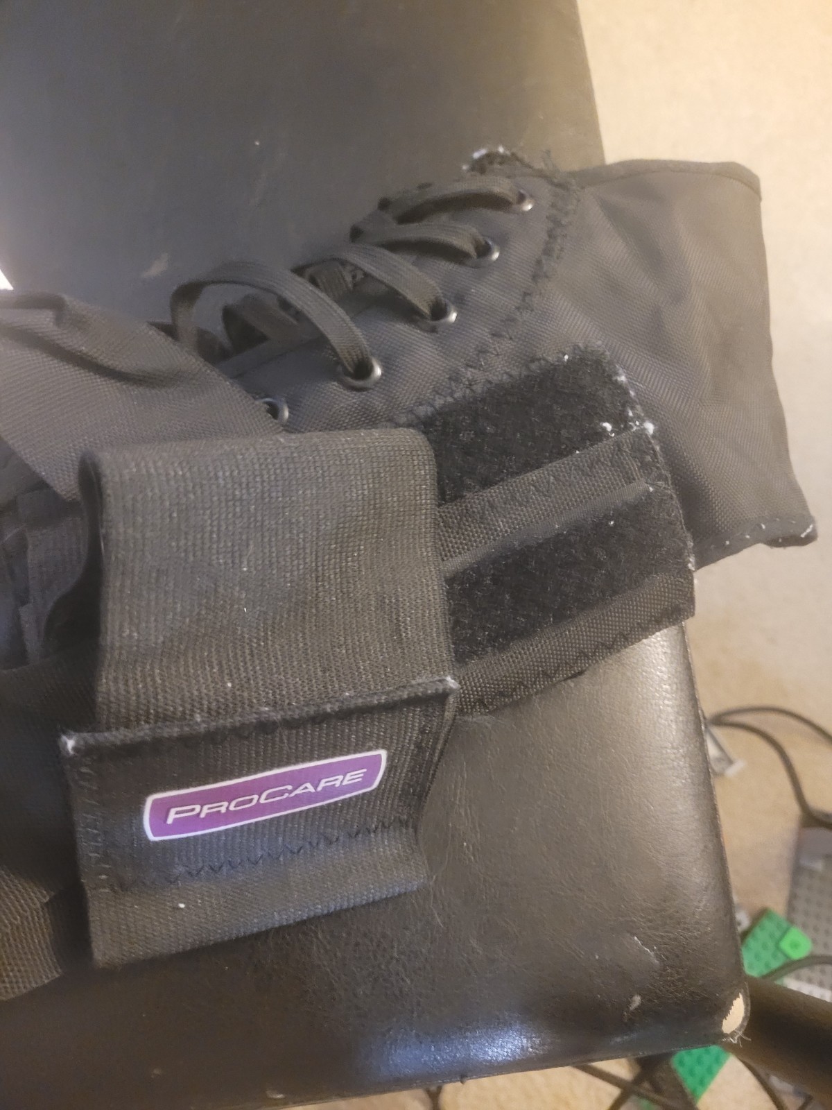 Procare Stabilizing Ankle Support Brace M Medium Black, Right or Left #79-81355