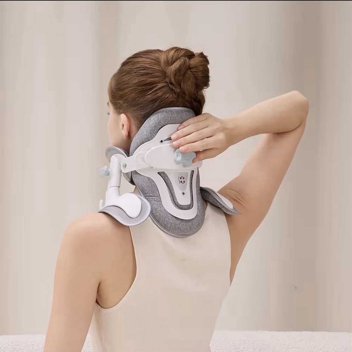 Neck Brace Support ,adjustable Cervical Stretchers , For All Neck Sizes