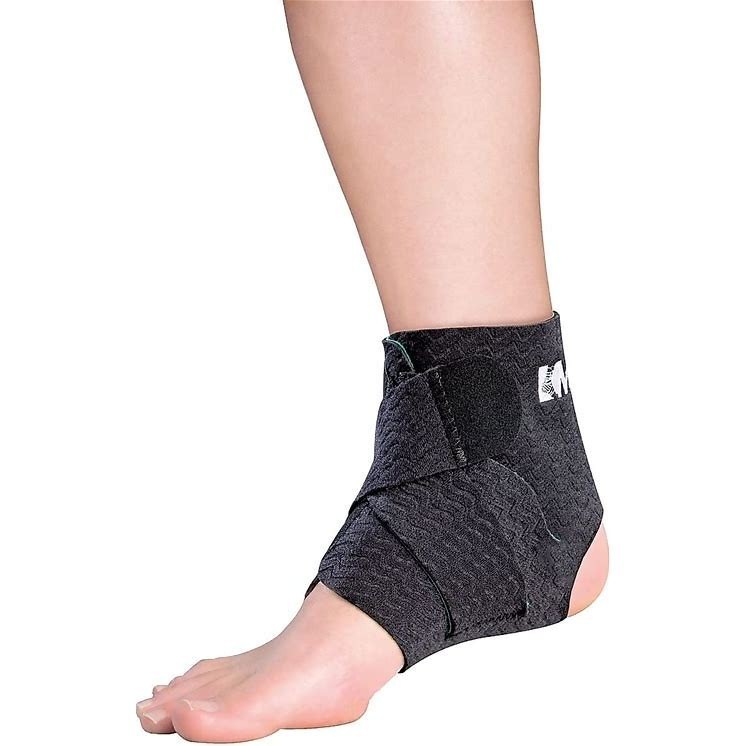 Mueller Adjustable Ankle Support Brace One Size Fits Most Moderate Support Black